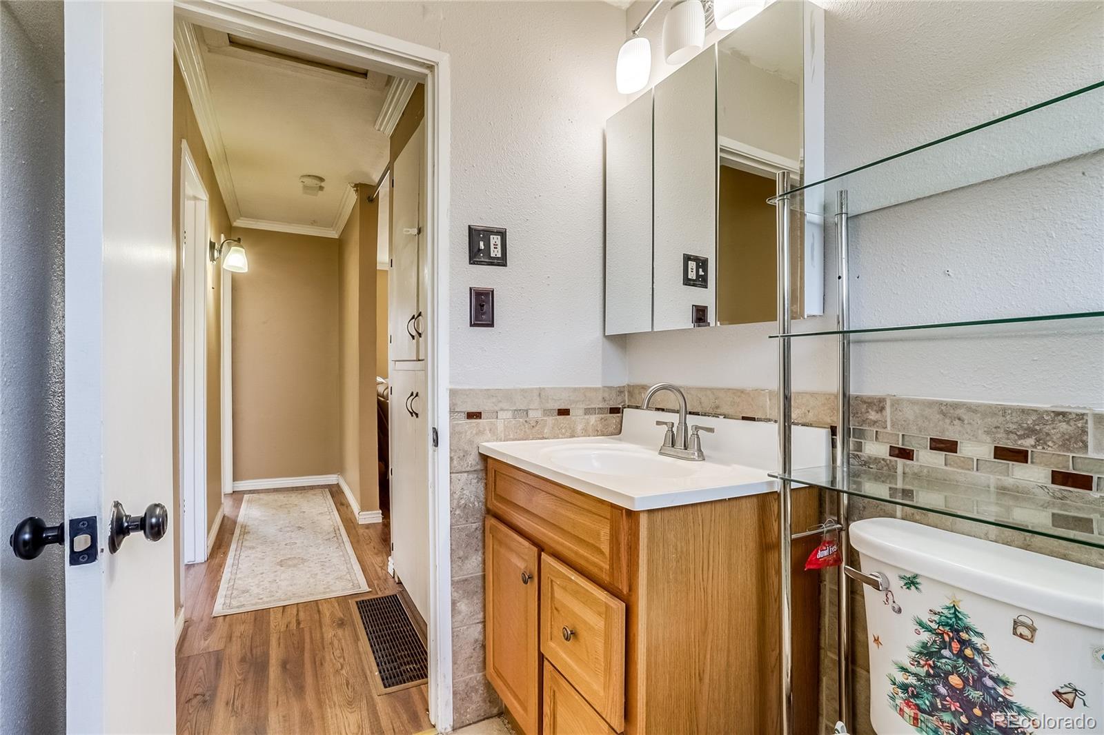 MLS Image #19 for 1881 e 95th avenue,thornton, Colorado