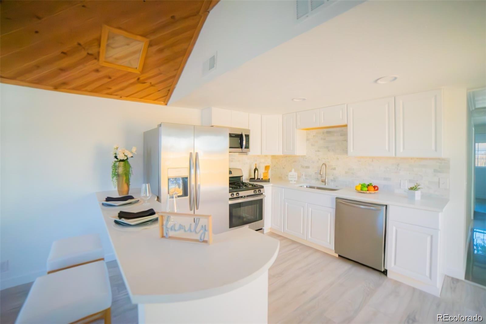 MLS Image #2 for 665 s meade street,denver, Colorado