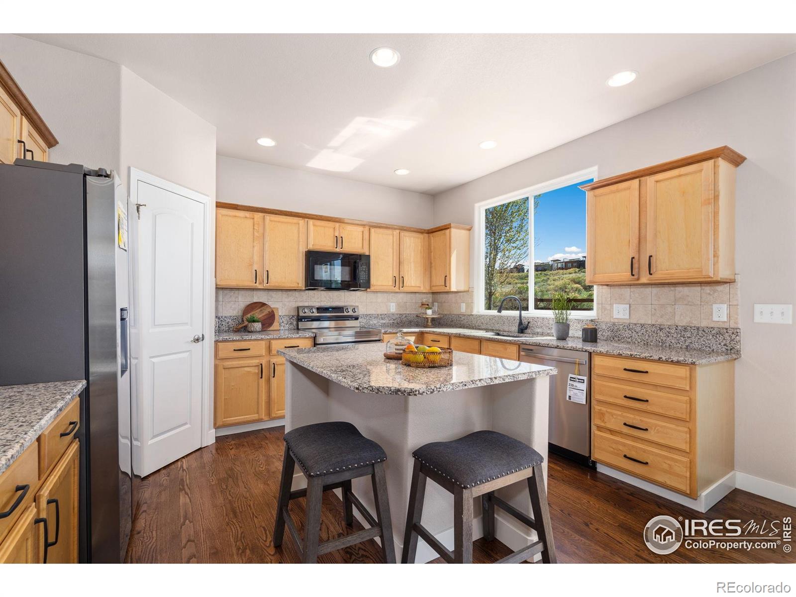 MLS Image #10 for 2041  bayfront drive,windsor, Colorado