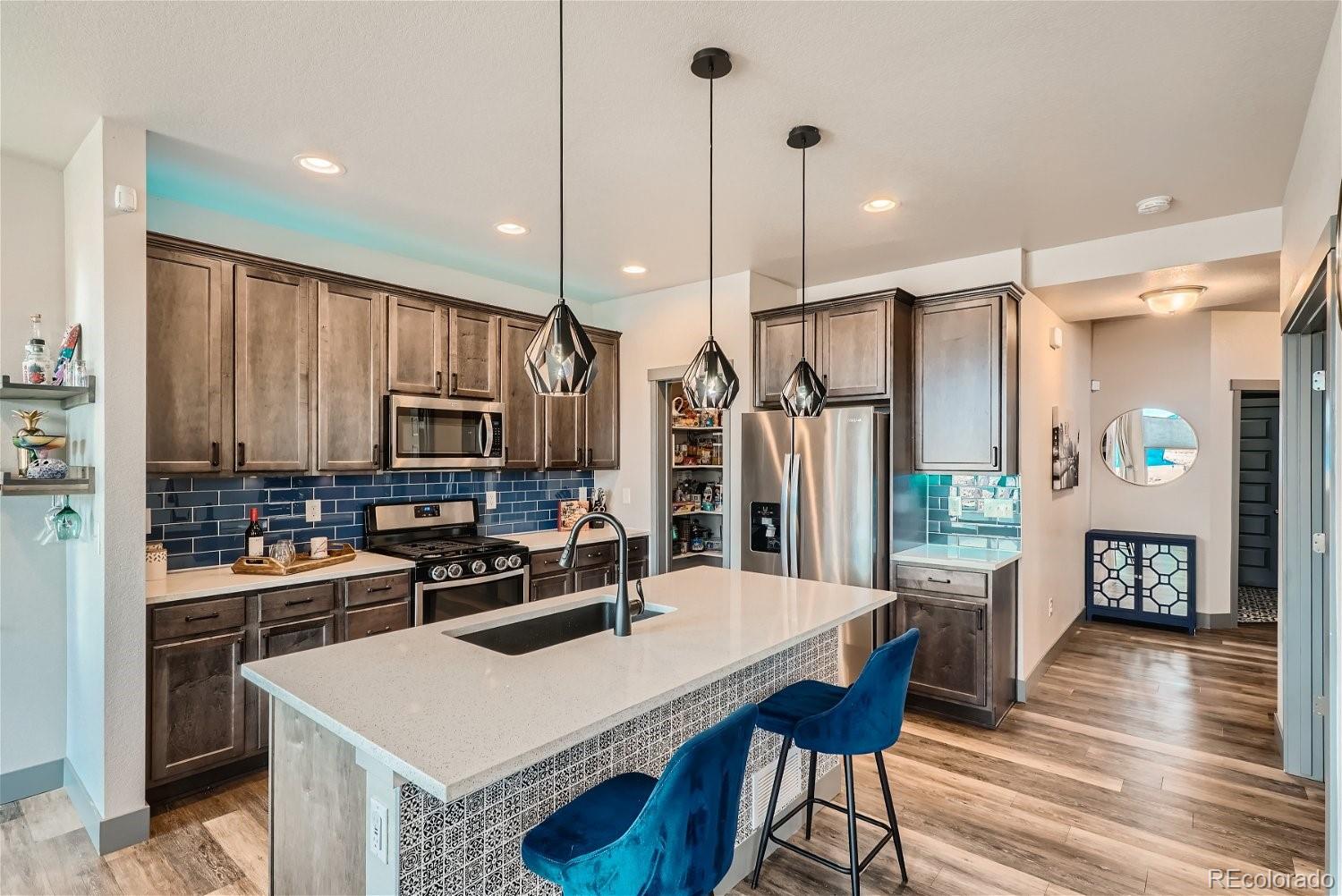 MLS Image #4 for 6792  canosa street,denver, Colorado