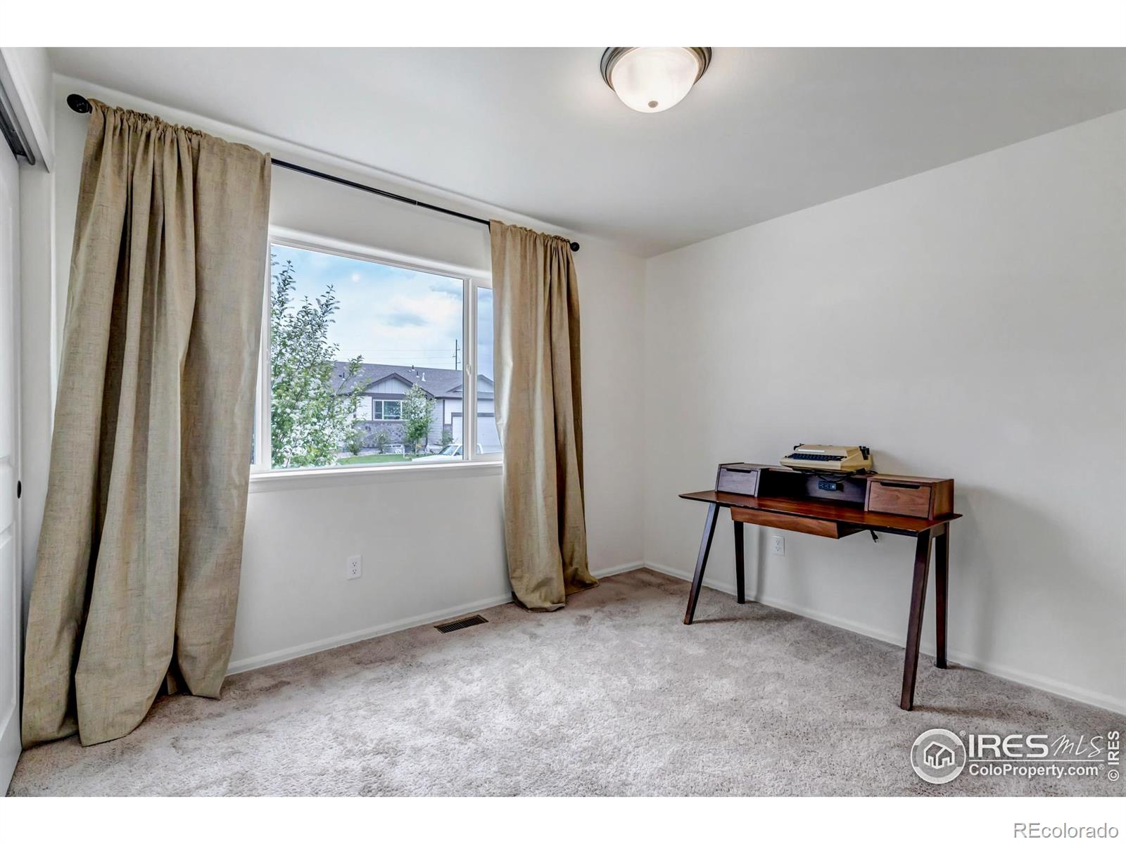 MLS Image #23 for 945  maplebrook drive,windsor, Colorado