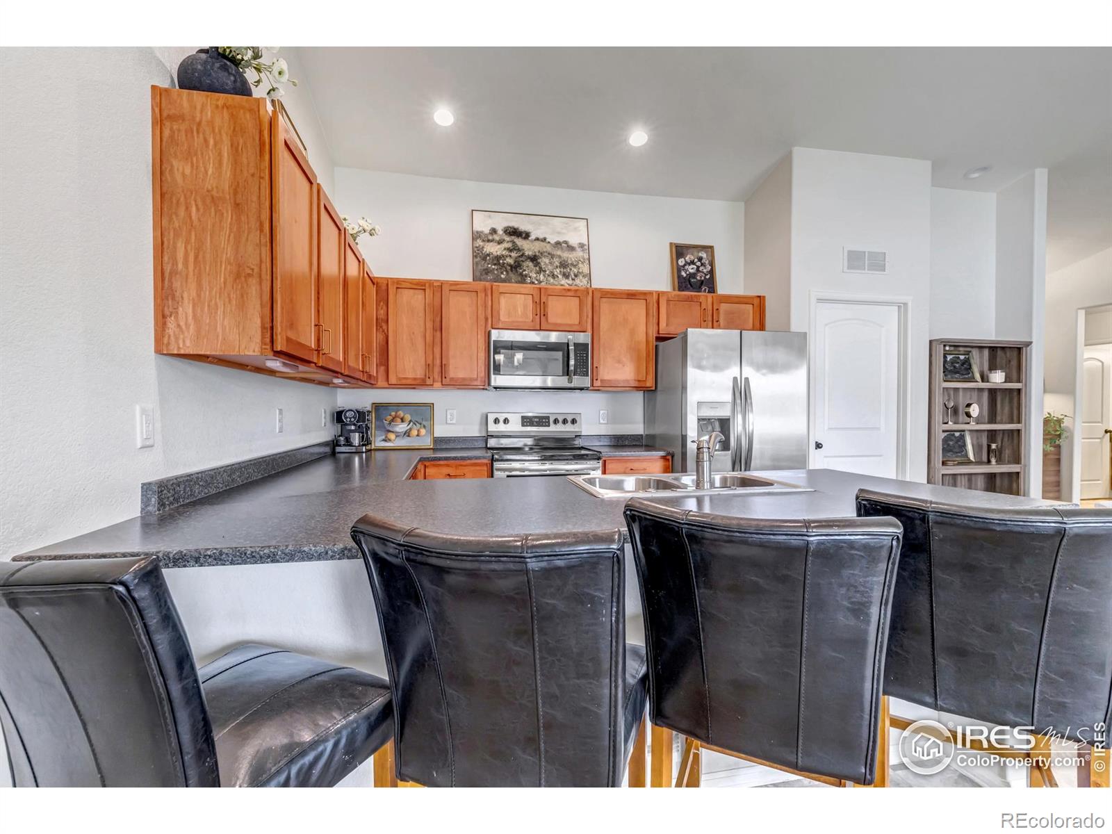 MLS Image #8 for 945  maplebrook drive,windsor, Colorado