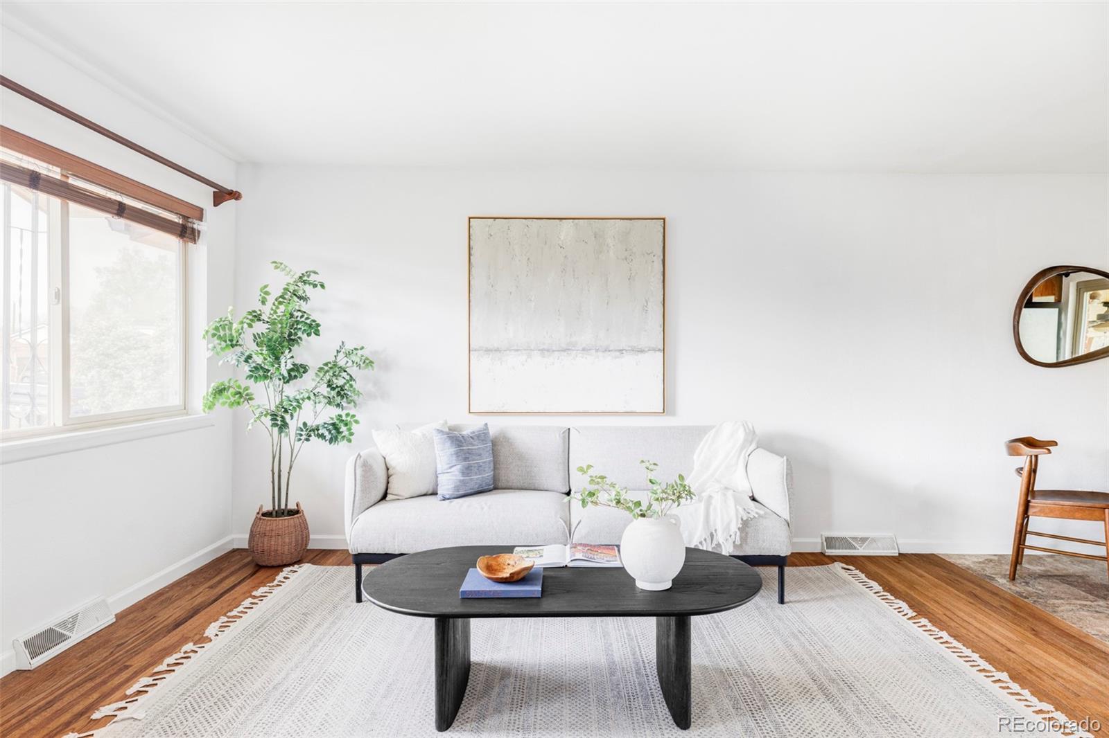 MLS Image #2 for 822 s worchester street,aurora, Colorado