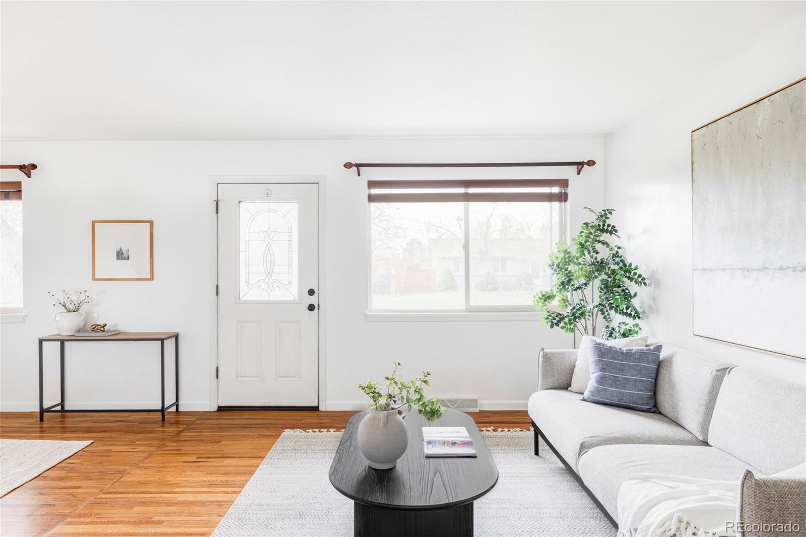 MLS Image #4 for 822 s worchester street,aurora, Colorado