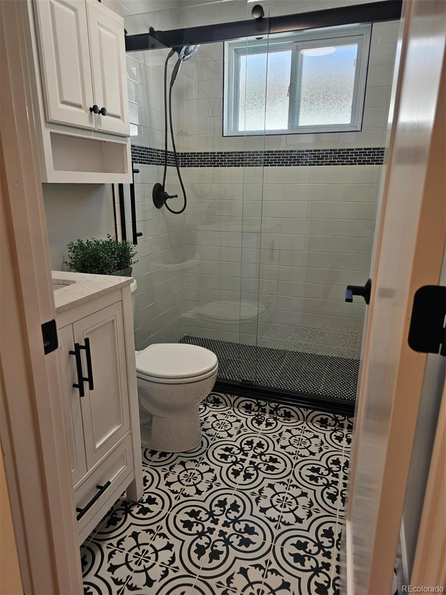 MLS Image #16 for 2274 s cherry street,denver, Colorado