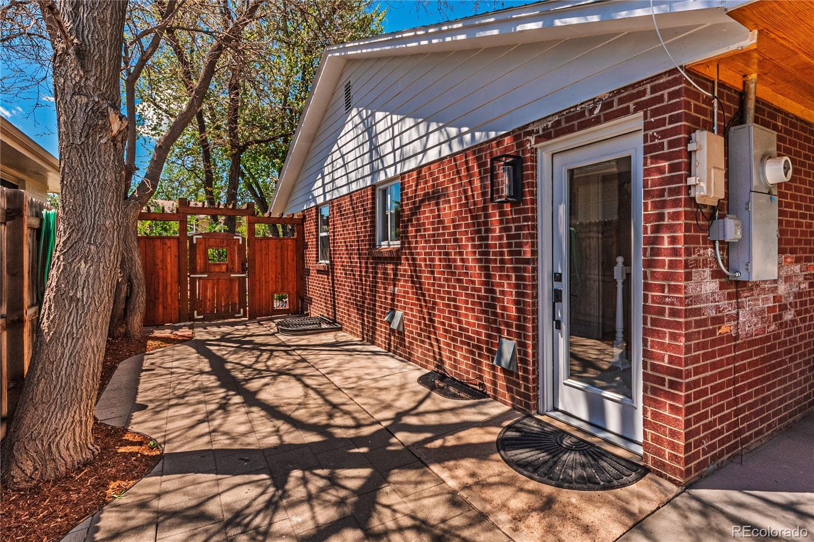 MLS Image #2 for 2274 s cherry street,denver, Colorado