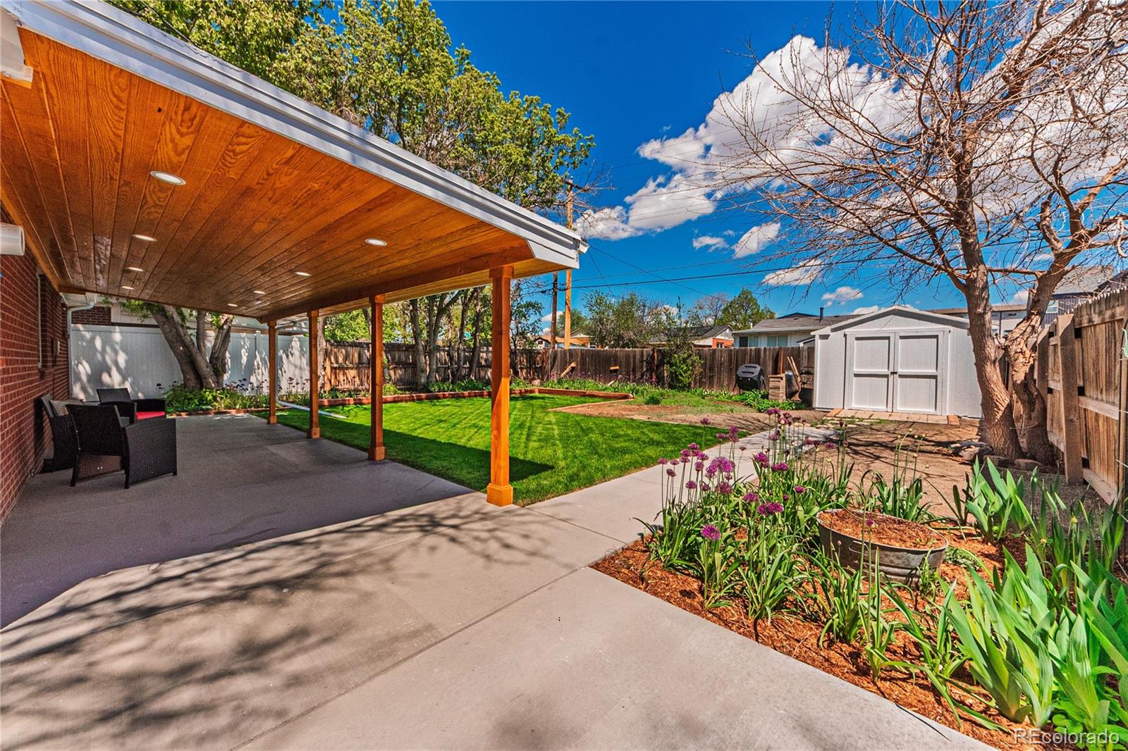 MLS Image #4 for 2274 s cherry street,denver, Colorado