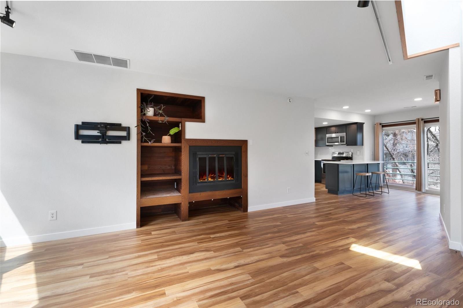 MLS Image #11 for 1805  cheyenne boulevard,colorado springs, Colorado