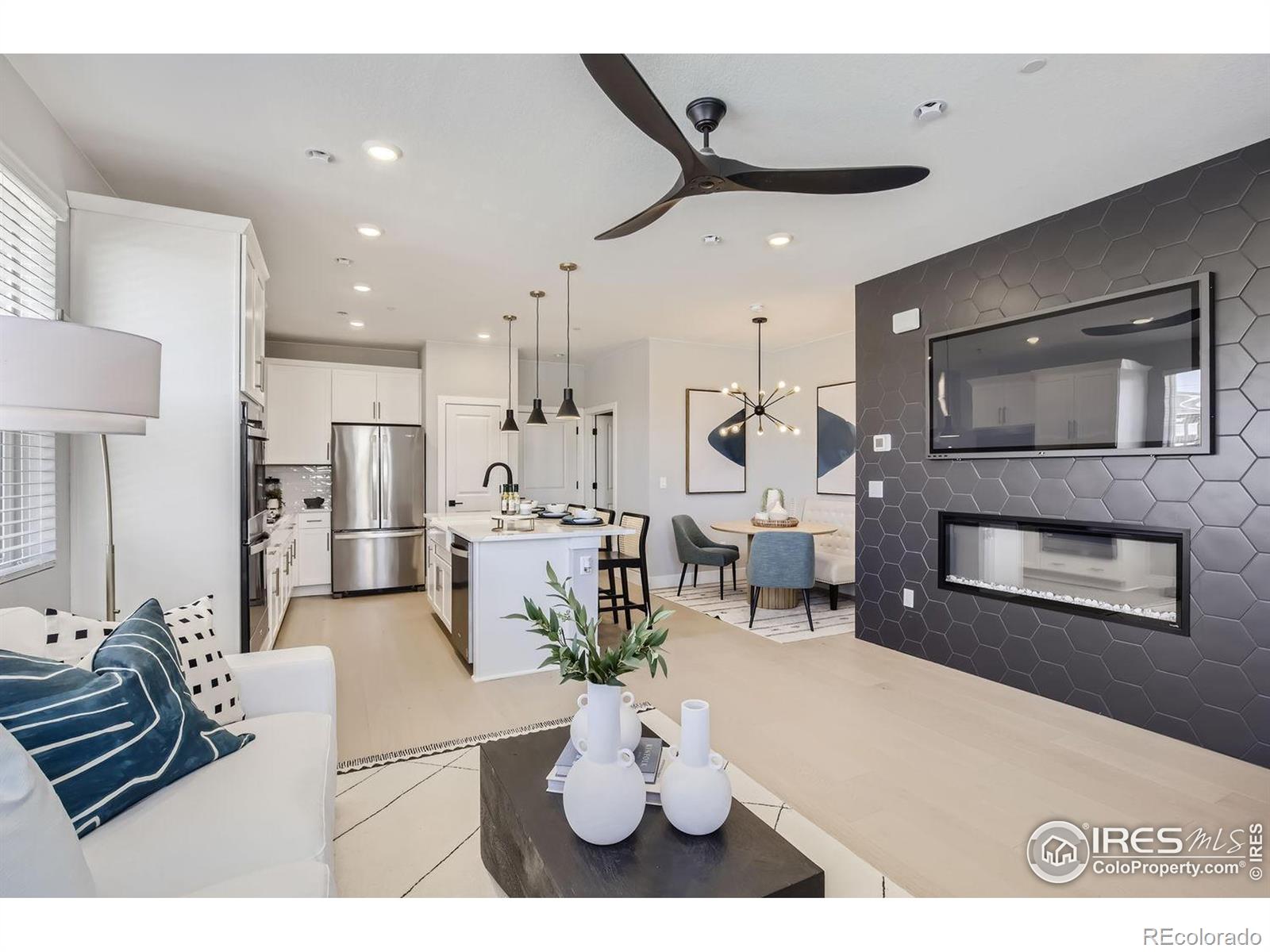 MLS Image #6 for 2759  bear springs circle,longmont, Colorado