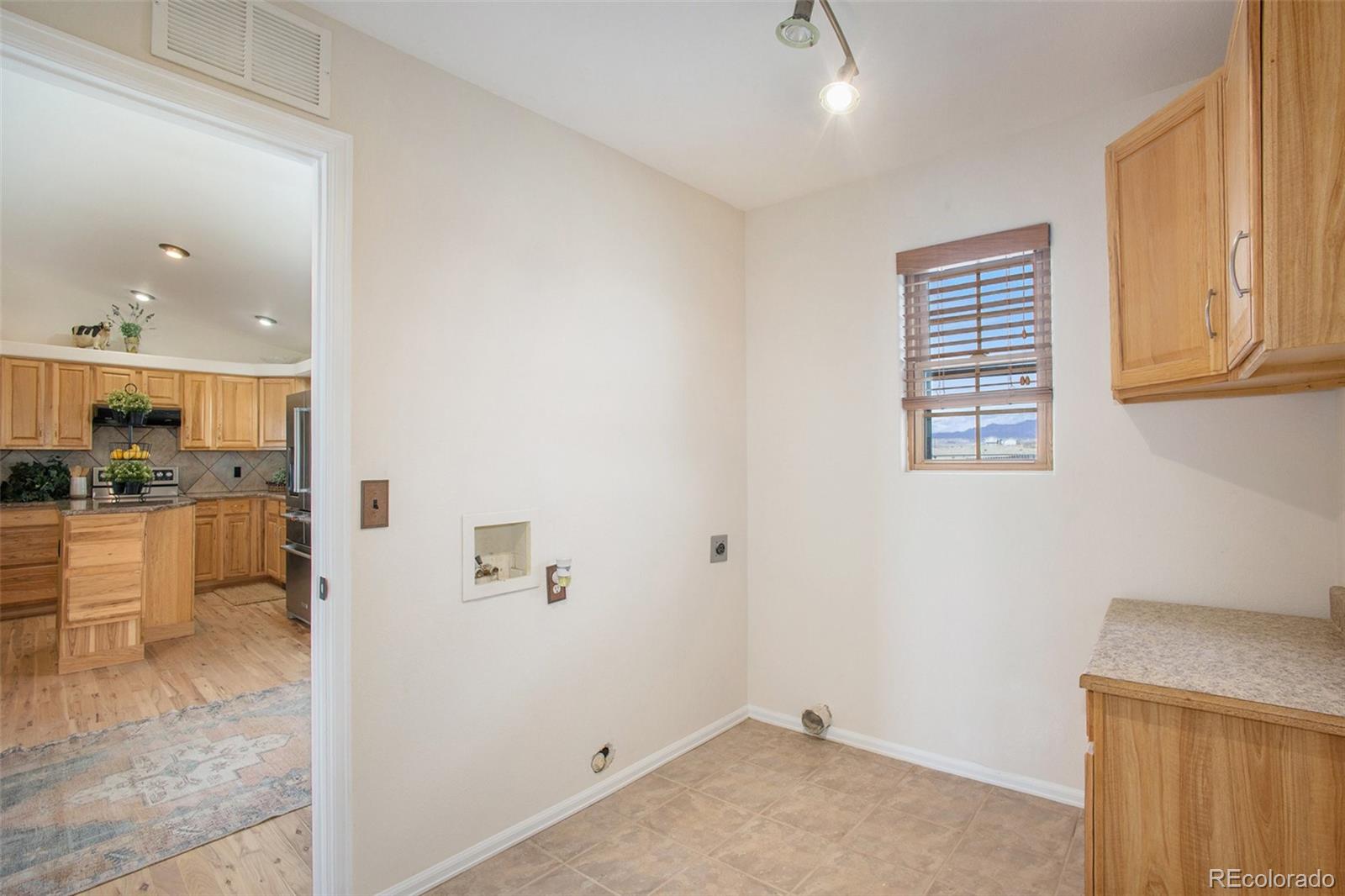 MLS Image #8 for 18599  soapstone view,fountain, Colorado
