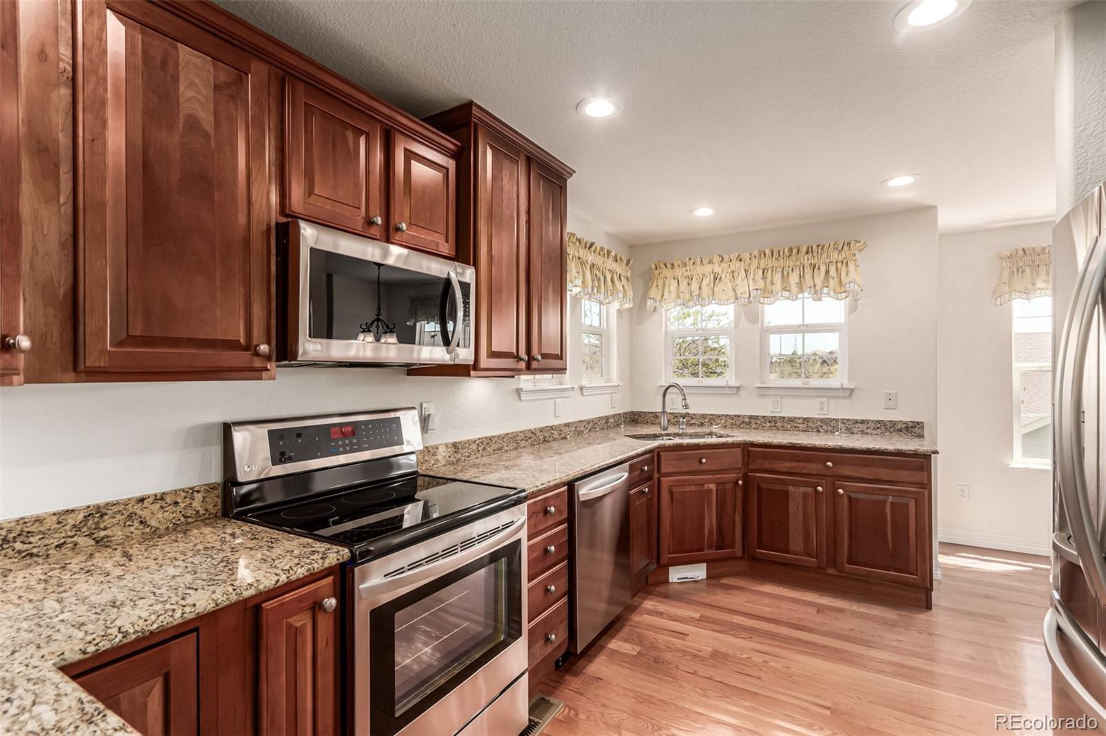 MLS Image #11 for 7580 s biloxi court,aurora, Colorado