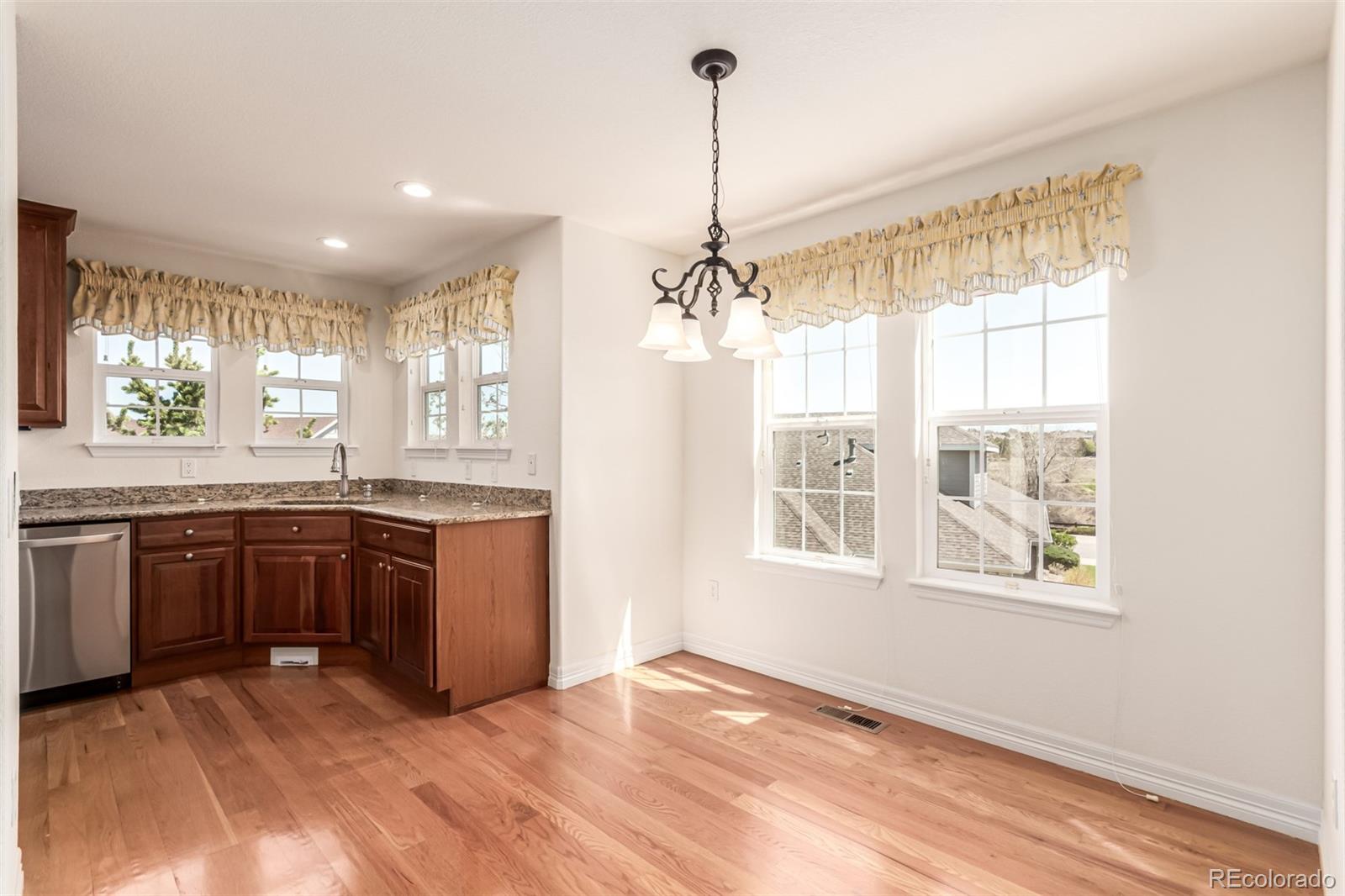 MLS Image #13 for 7580 s biloxi court,aurora, Colorado