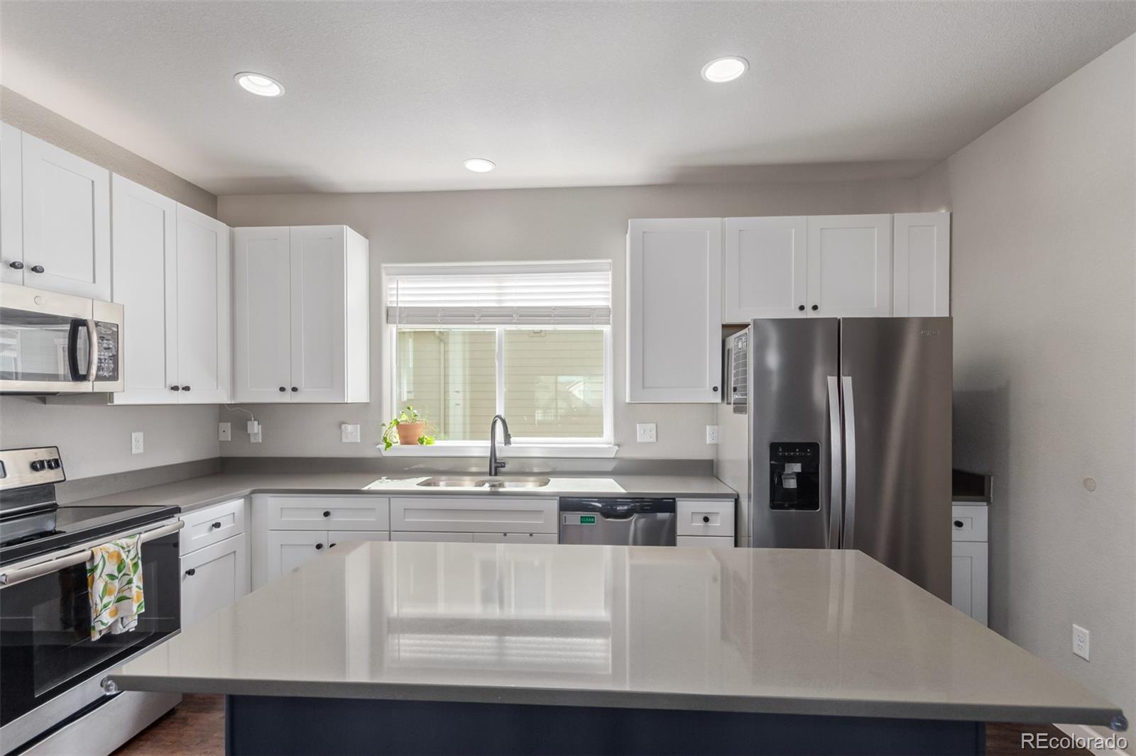 MLS Image #8 for 11250  florence street,commerce city, Colorado