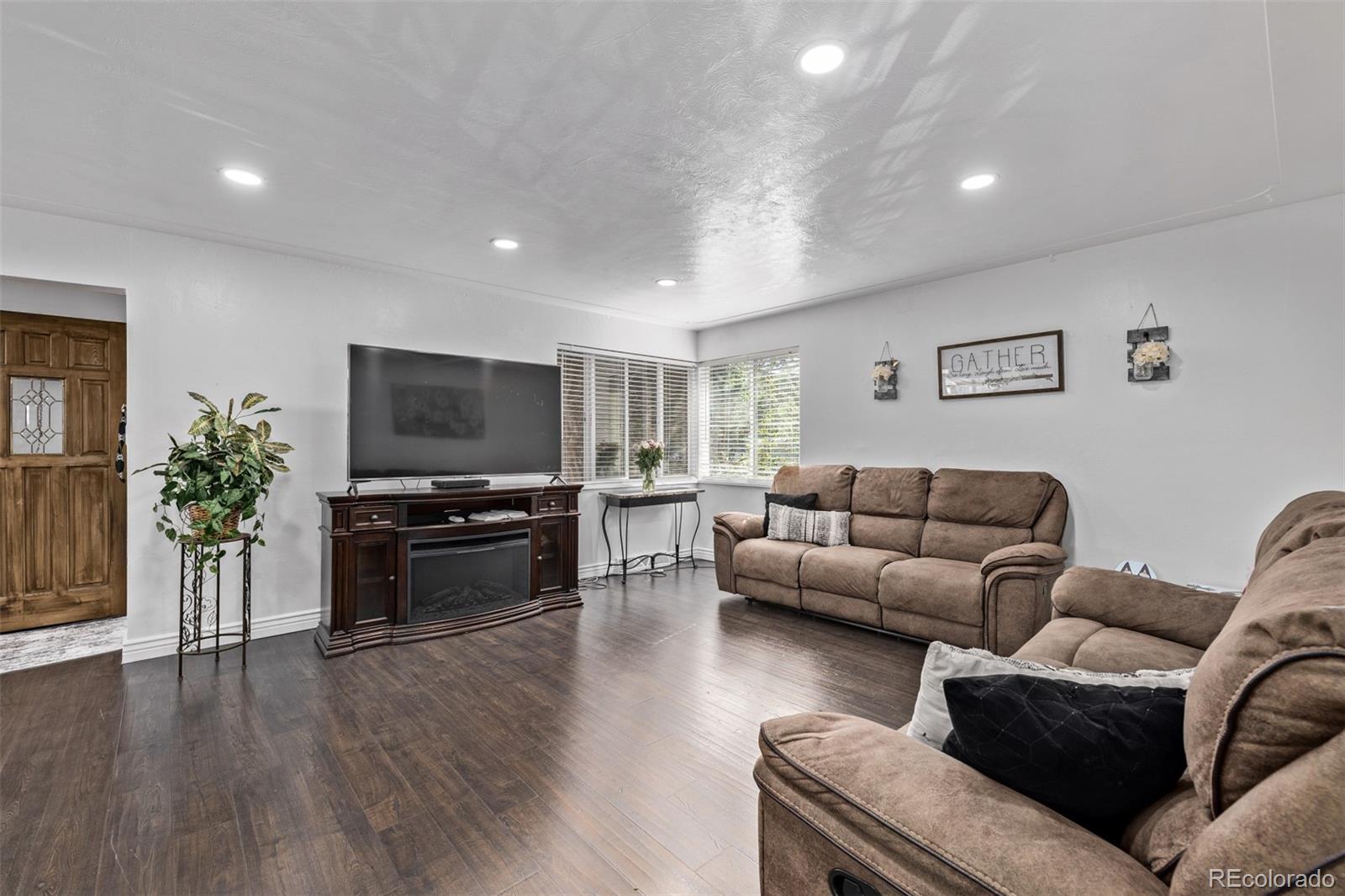 MLS Image #10 for 2291 w 54th avenue,denver, Colorado