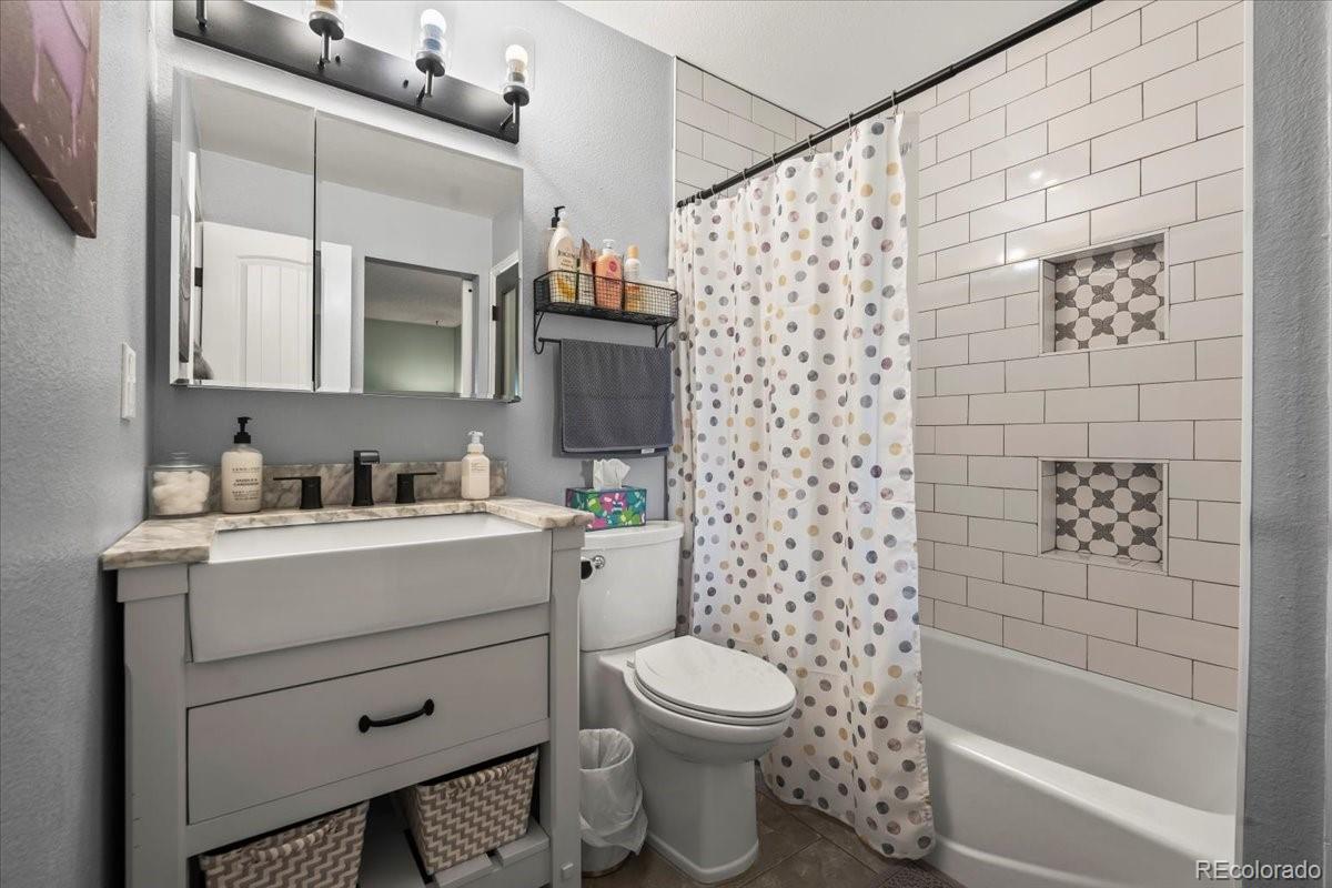 MLS Image #10 for 803 w lucerne drive,lafayette, Colorado