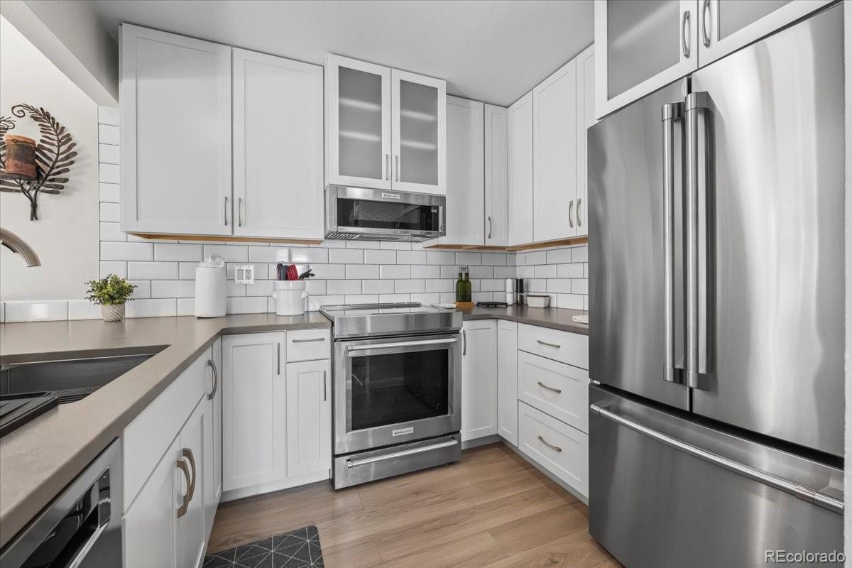 MLS Image #3 for 803 w lucerne drive,lafayette, Colorado