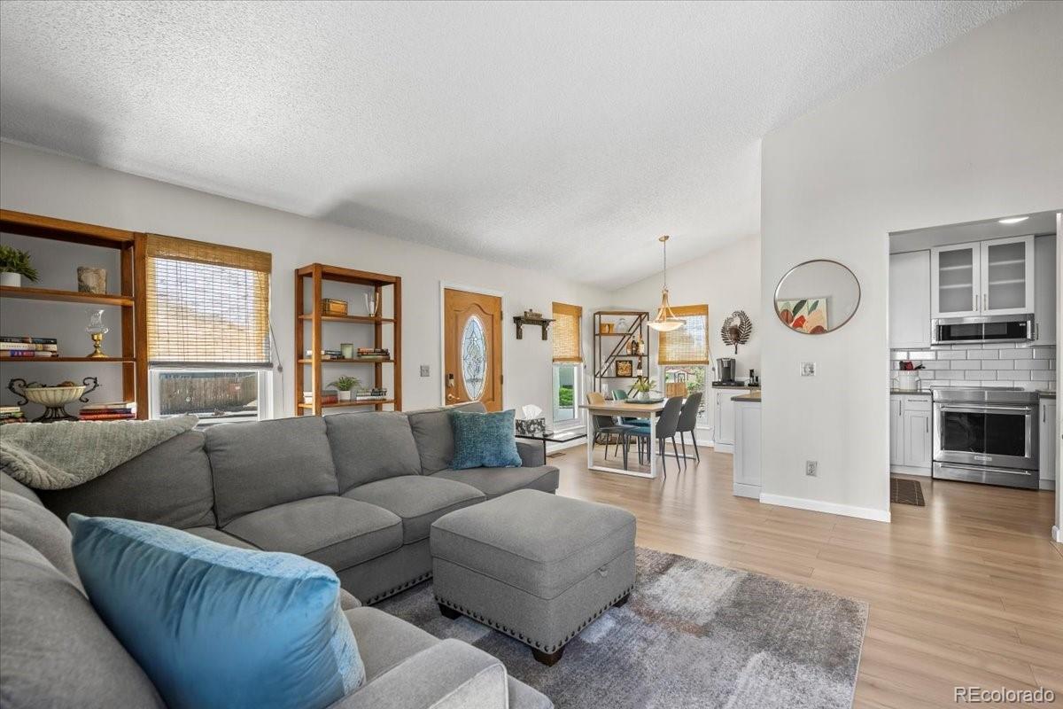 MLS Image #5 for 803 w lucerne drive,lafayette, Colorado