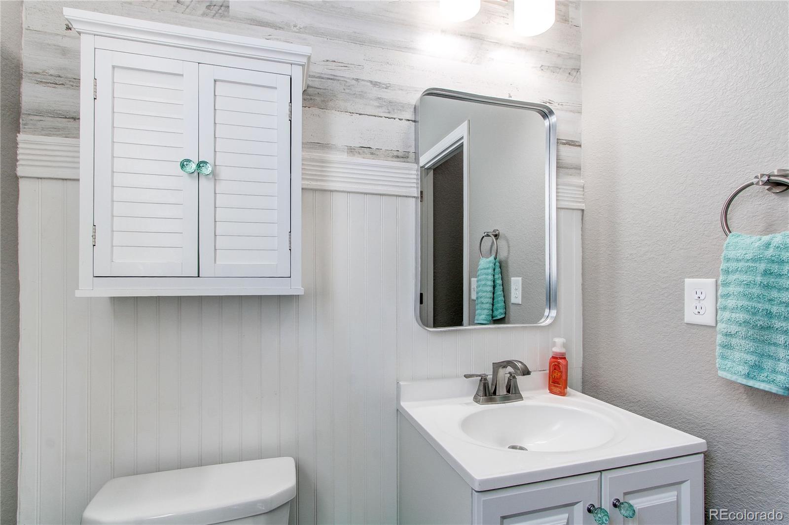 MLS Image #14 for 25046 e bayaud place,aurora, Colorado