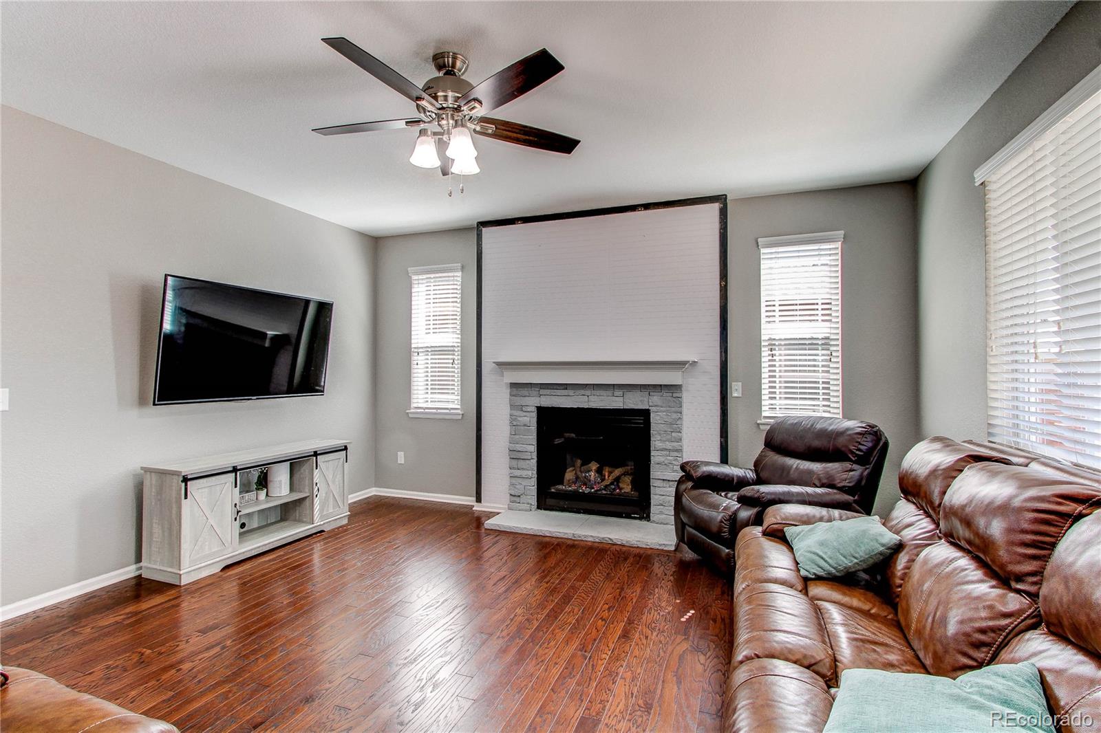 MLS Image #3 for 25046 e bayaud place,aurora, Colorado