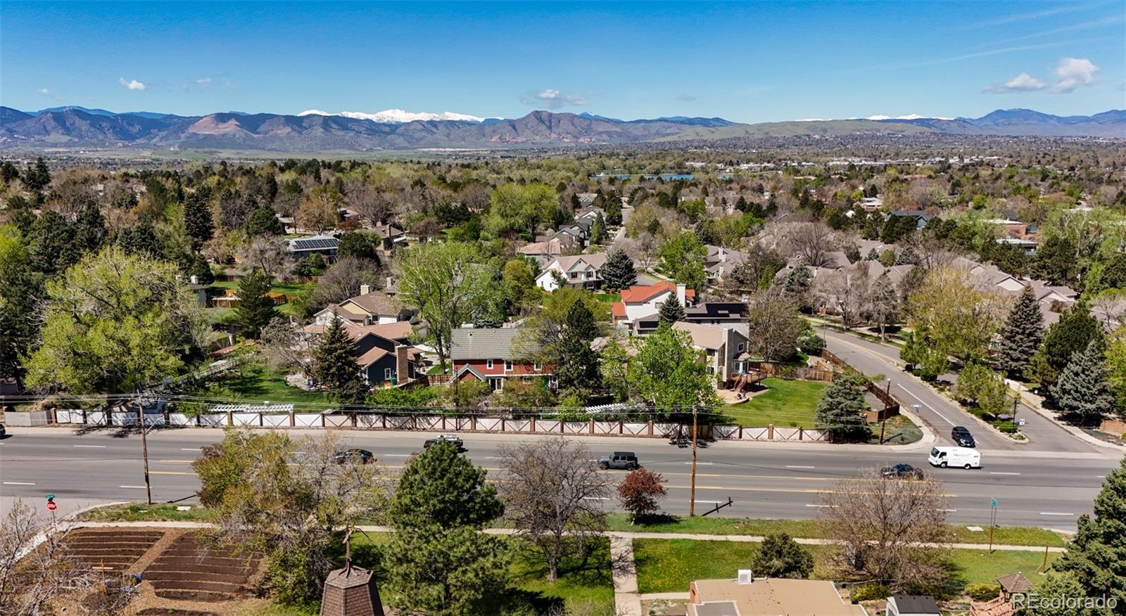 MLS Image #10 for 2548 s zurich court,denver, Colorado