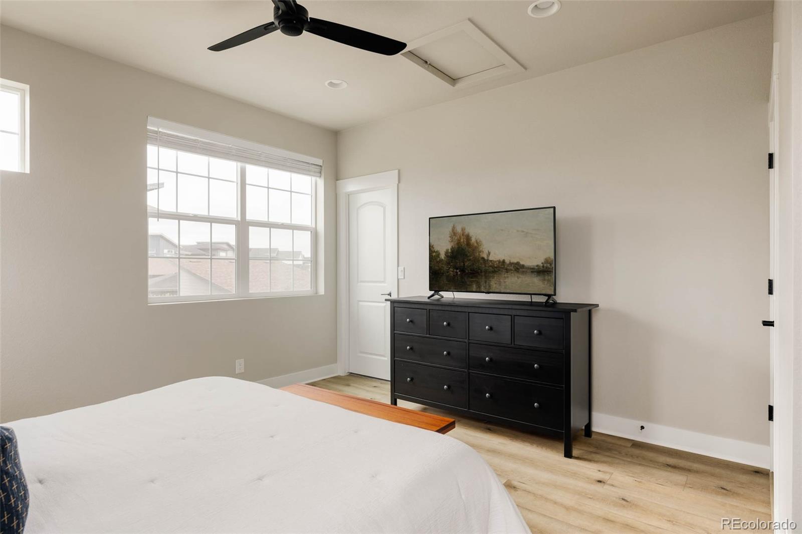 MLS Image #17 for 6303  elmira street,denver, Colorado