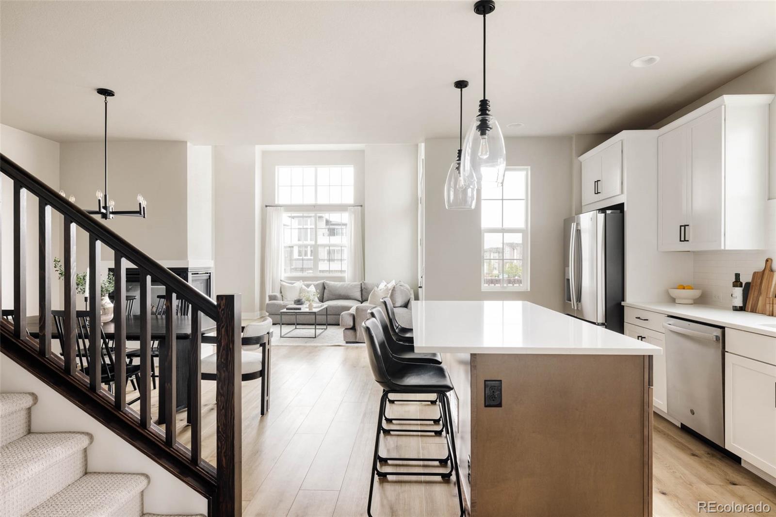 MLS Image #5 for 6303  elmira street,denver, Colorado