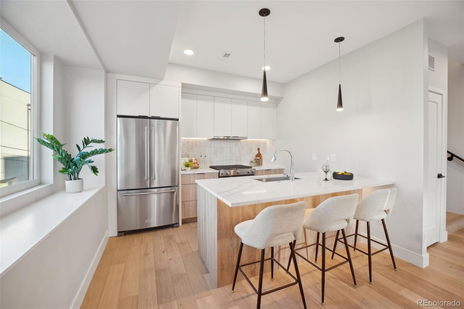 MLS Image #14 for 2326  eliot street,denver, Colorado