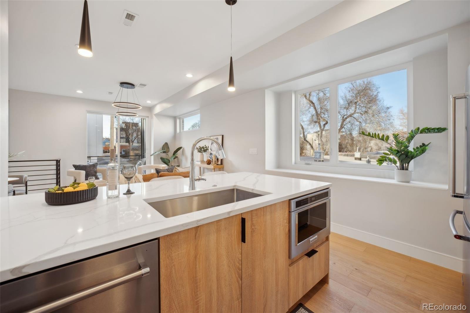 MLS Image #16 for 2326  eliot street,denver, Colorado