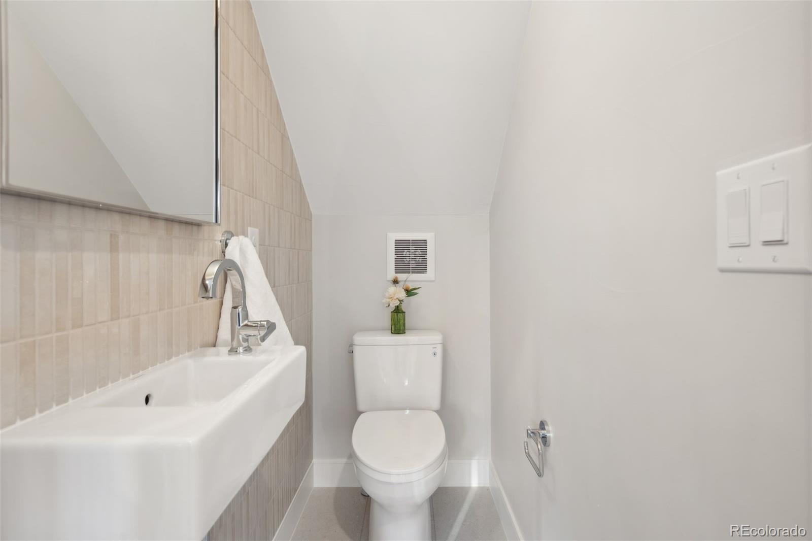 MLS Image #23 for 2326  eliot street,denver, Colorado