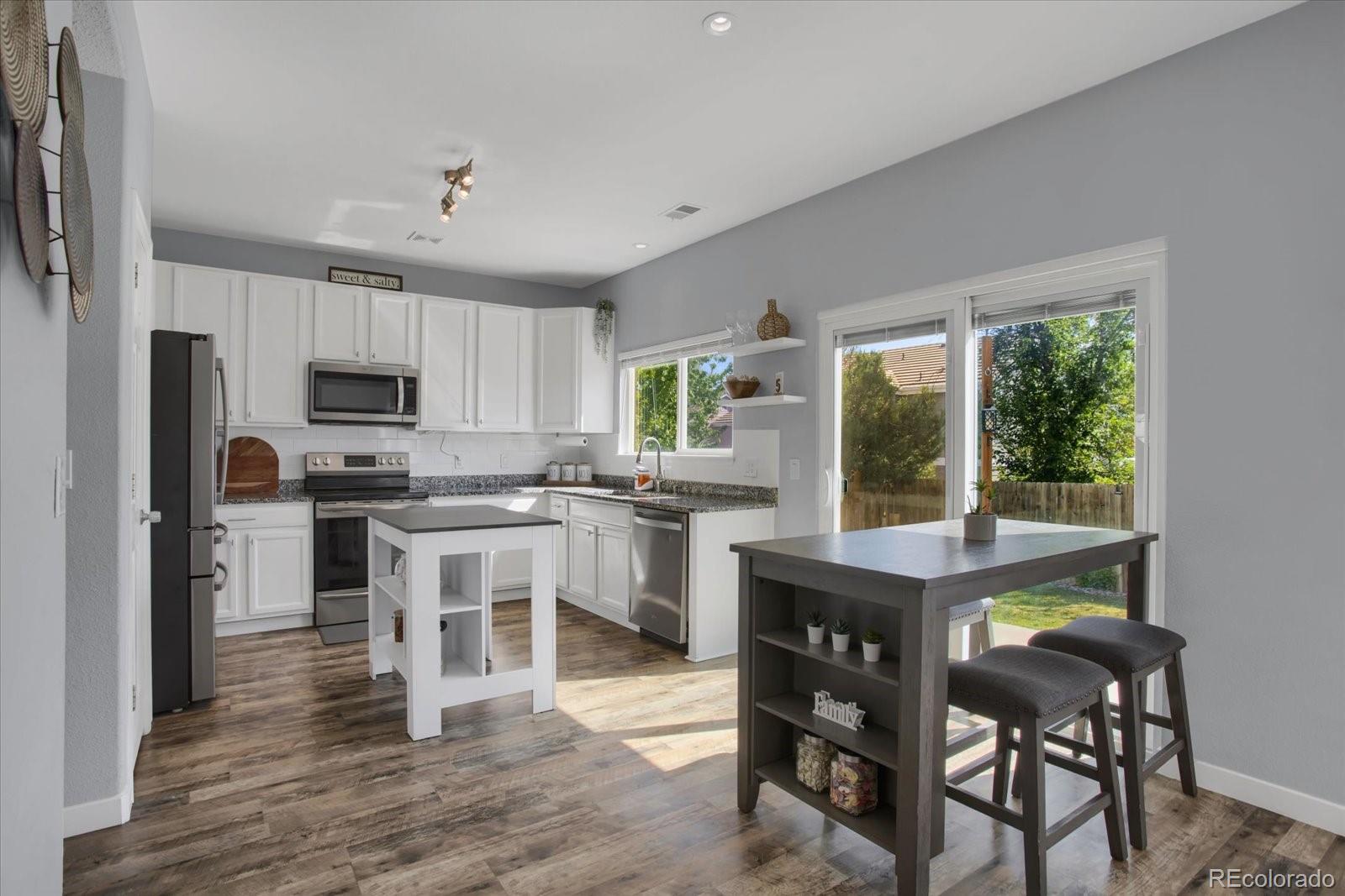 MLS Image #5 for 2432 s genoa way,aurora, Colorado