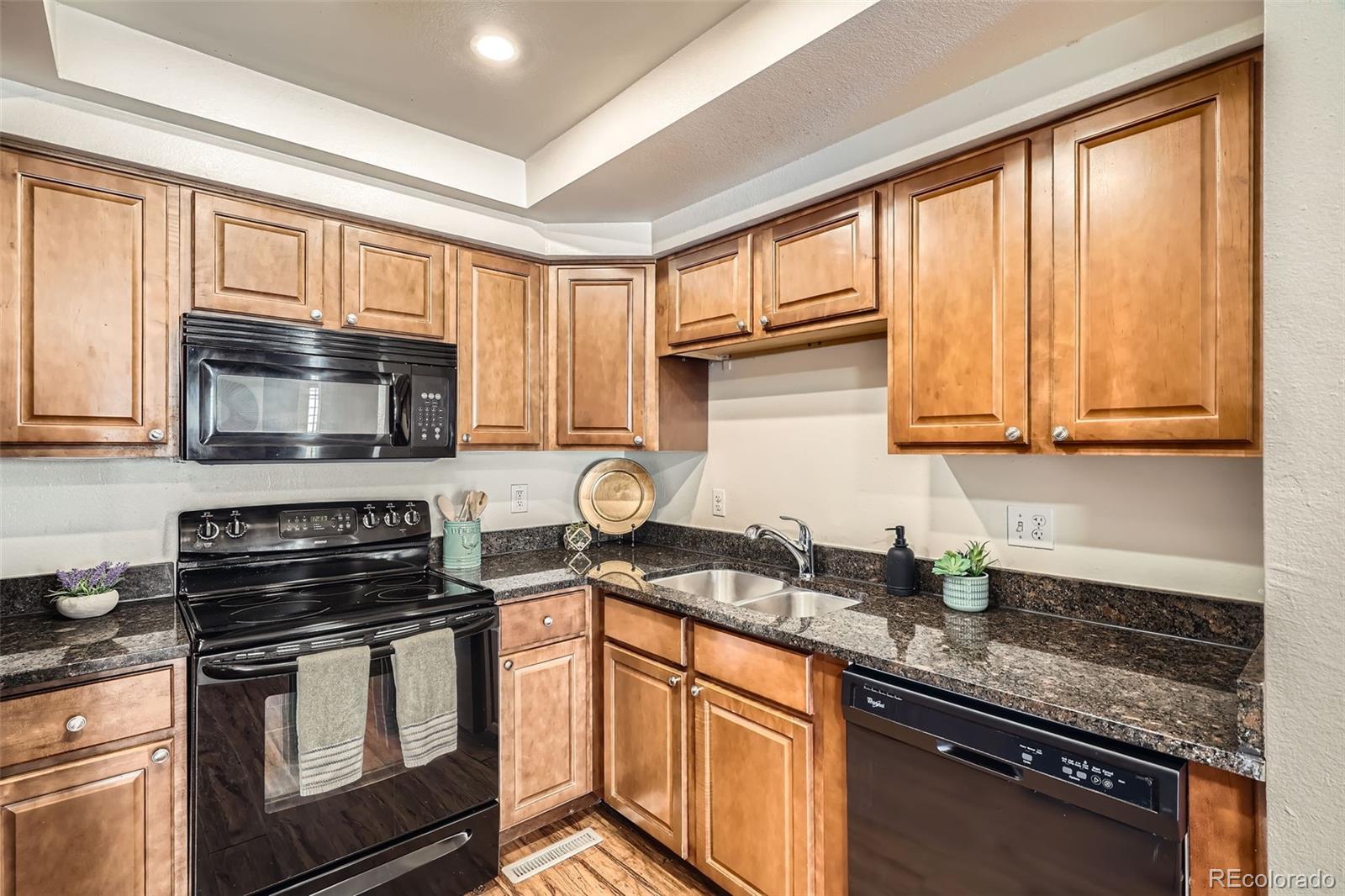 MLS Image #10 for 701  harlan street,lakewood, Colorado