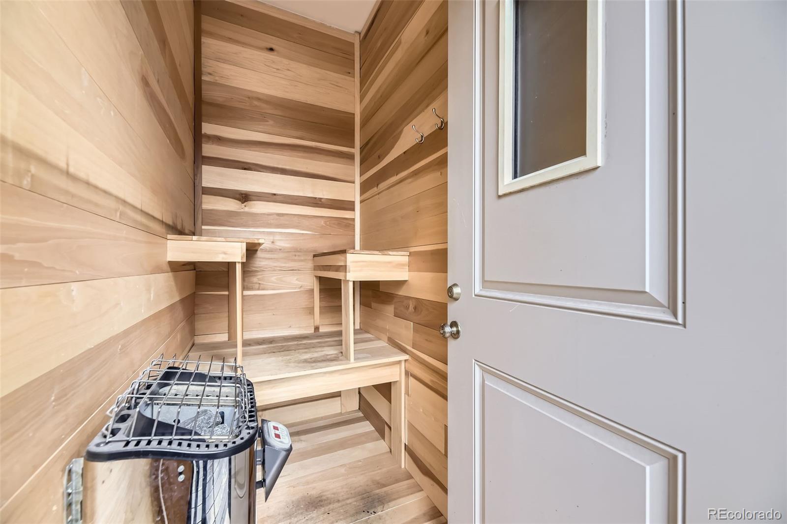 MLS Image #42 for 1533 s columbine street,denver, Colorado