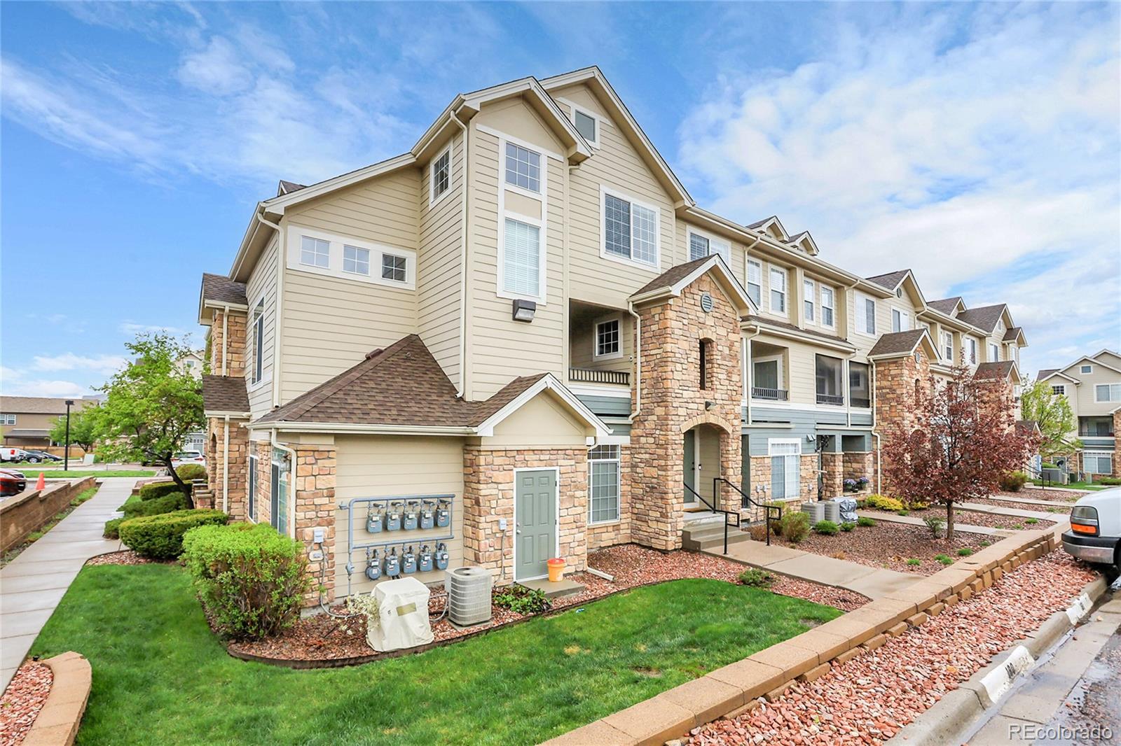 MLS Image #0 for 457  black feather loop,castle rock, Colorado