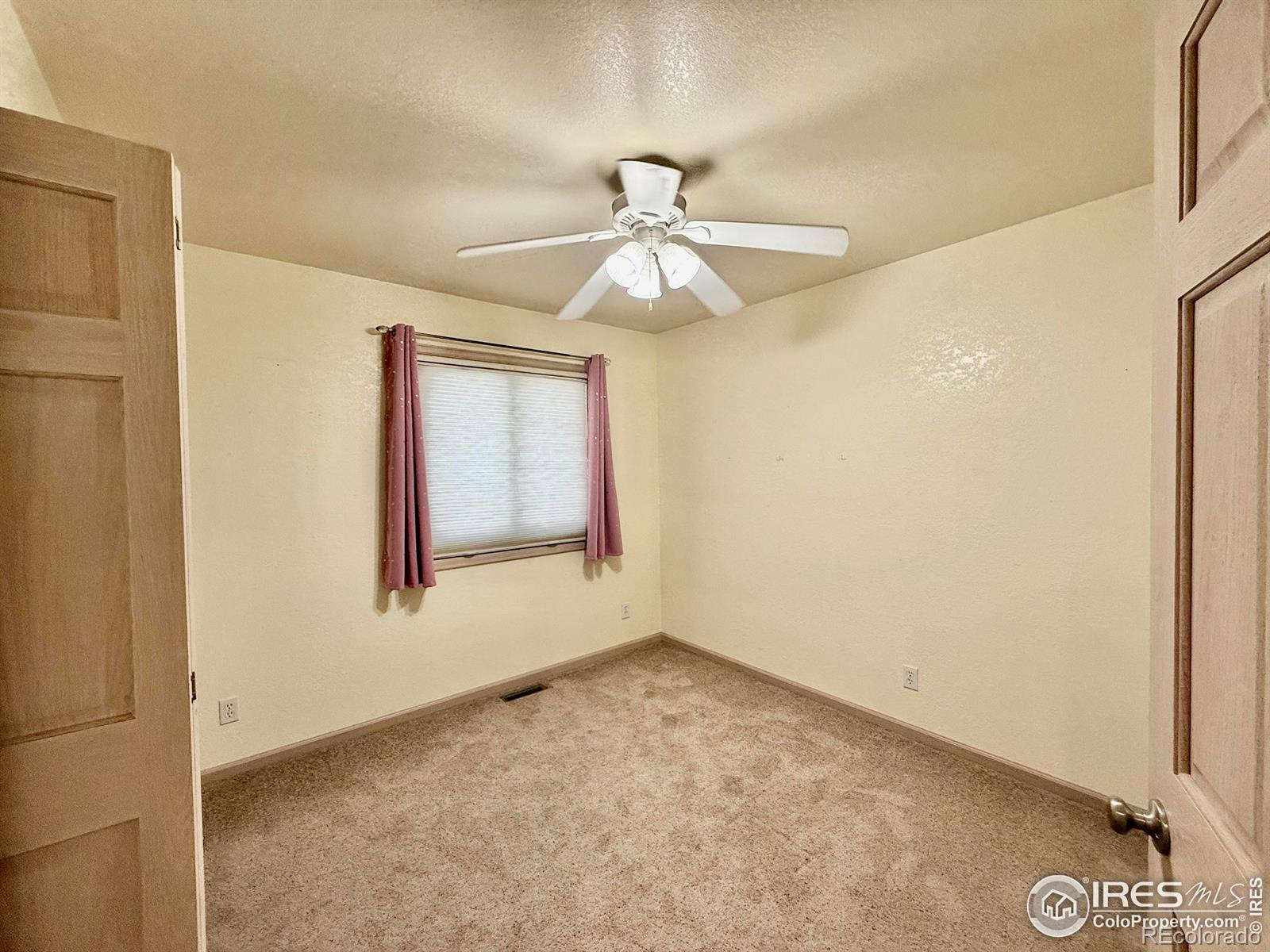 MLS Image #12 for 714 s wynona avenue,holyoke, Colorado