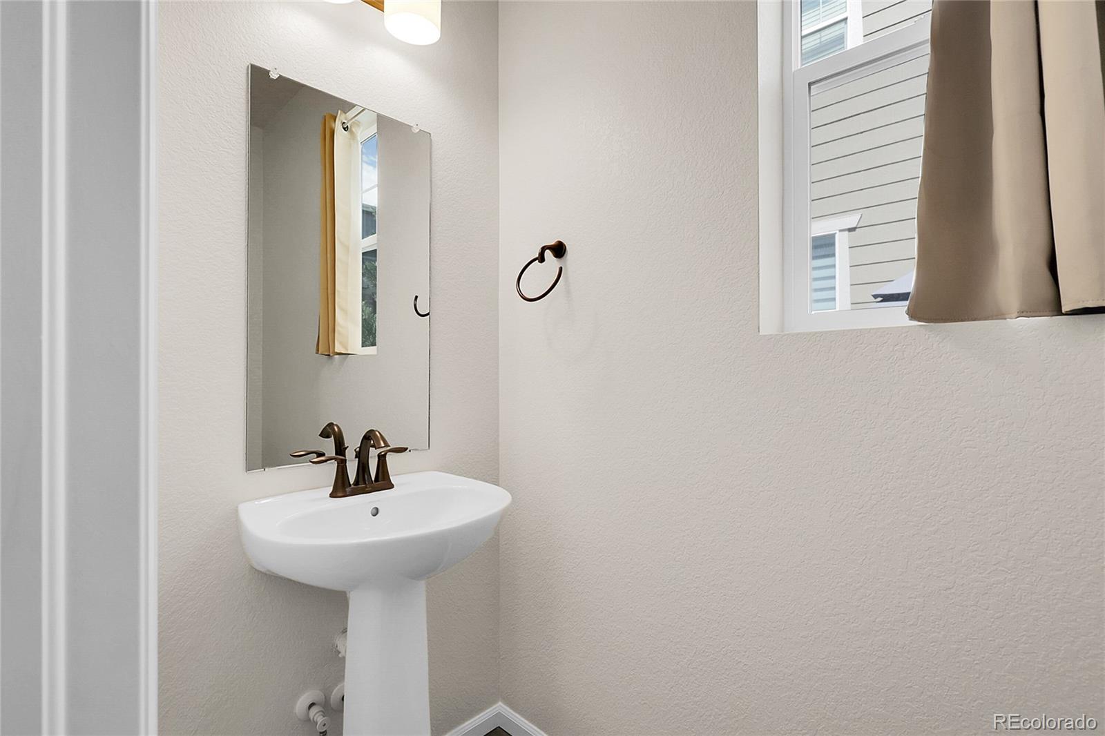 MLS Image #5 for 4358 s nepal court,centennial, Colorado