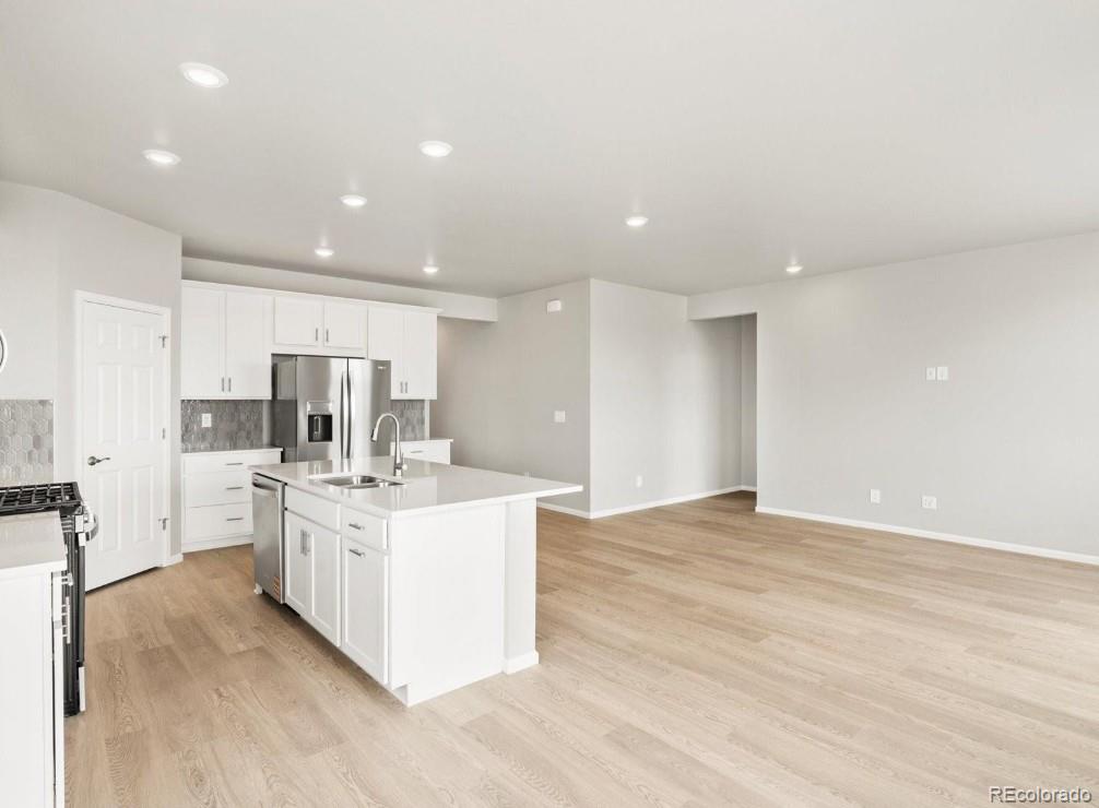 MLS Image #11 for 1957 s coolidge way,aurora, Colorado