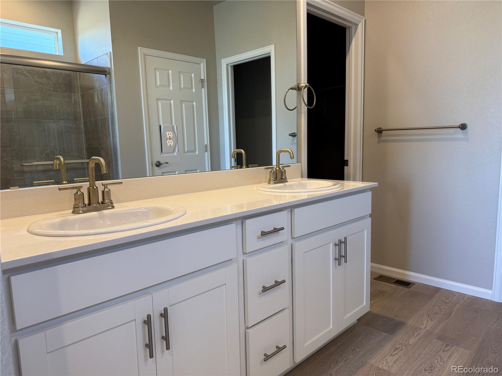 MLS Image #18 for 1957 s coolidge way,aurora, Colorado