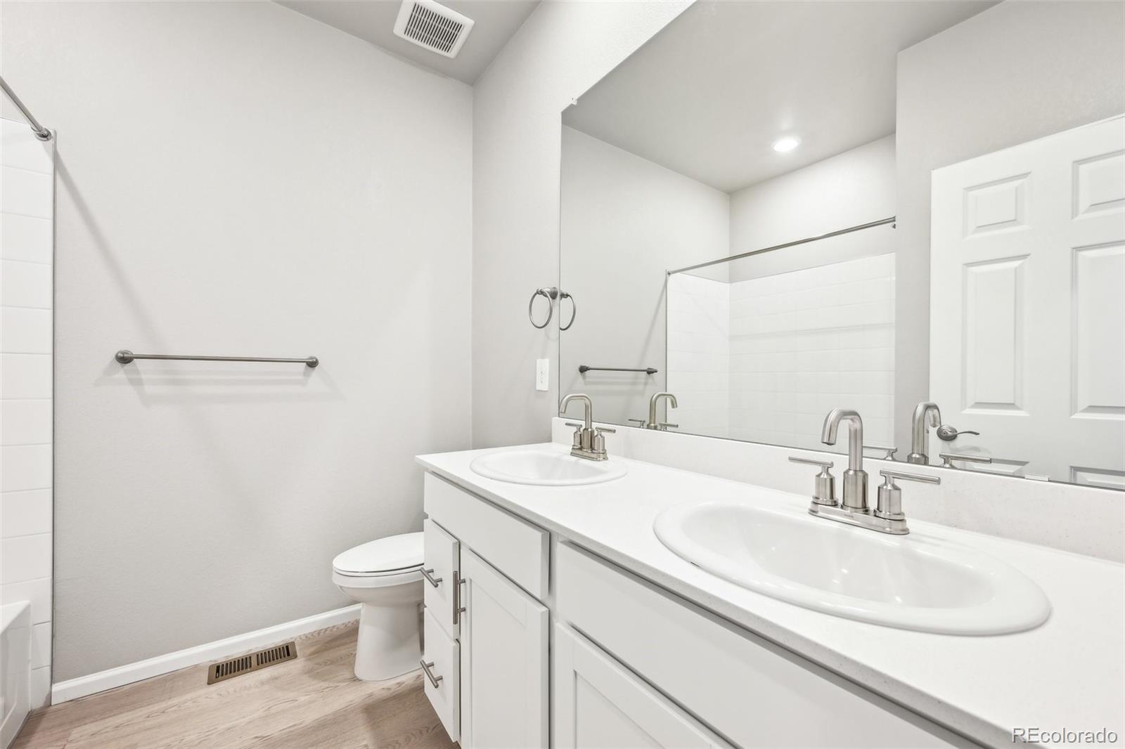 MLS Image #37 for 1957 s coolidge way,aurora, Colorado