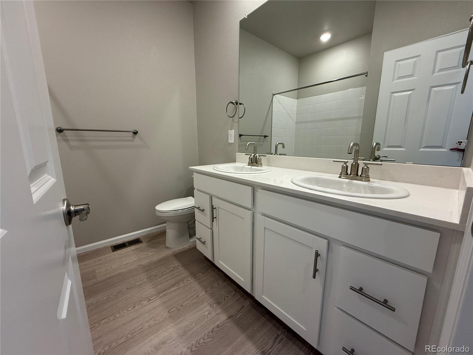 MLS Image #7 for 1957 s coolidge way,aurora, Colorado