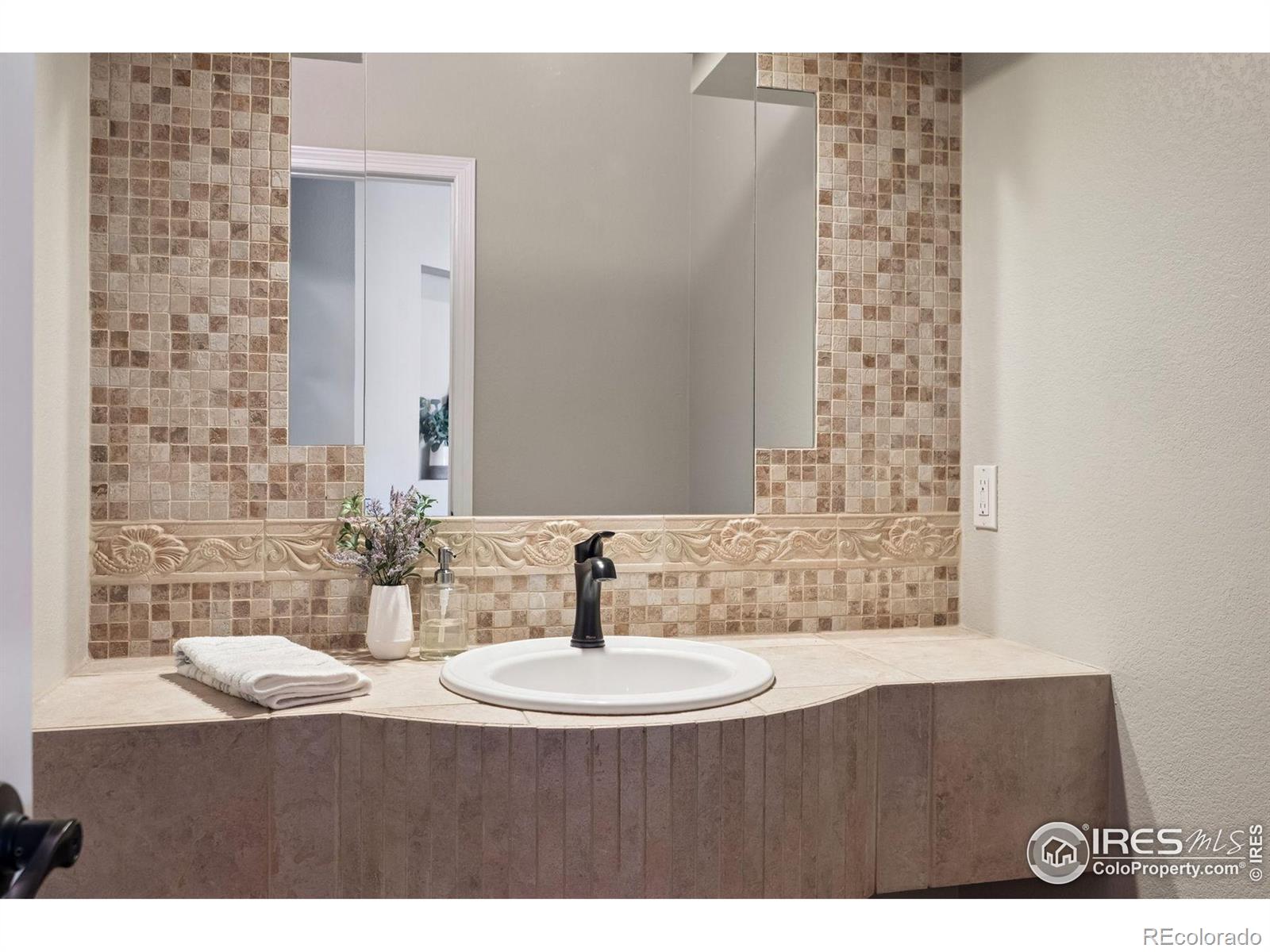 MLS Image #14 for 7270  irwin court,fort collins, Colorado
