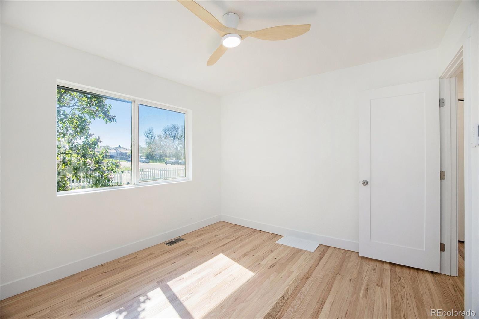 MLS Image #13 for 1151  xanthia street,denver, Colorado