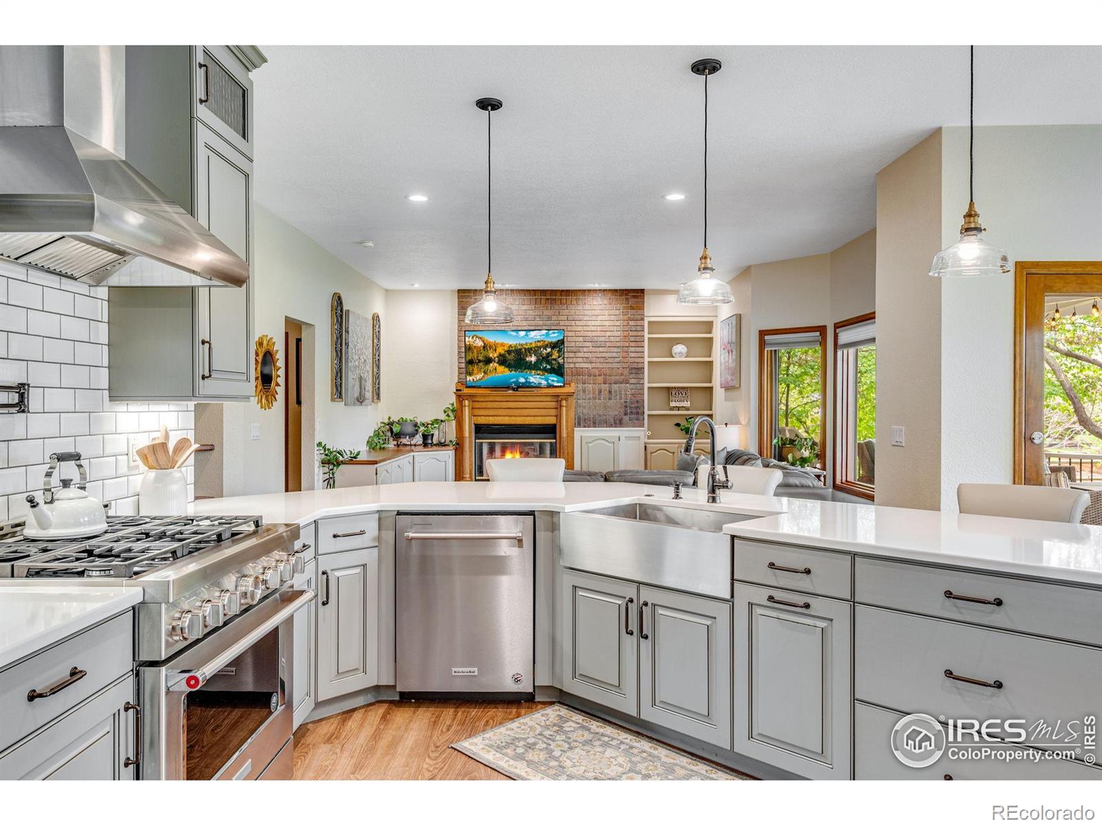MLS Image #8 for 7628  estate circle,niwot, Colorado