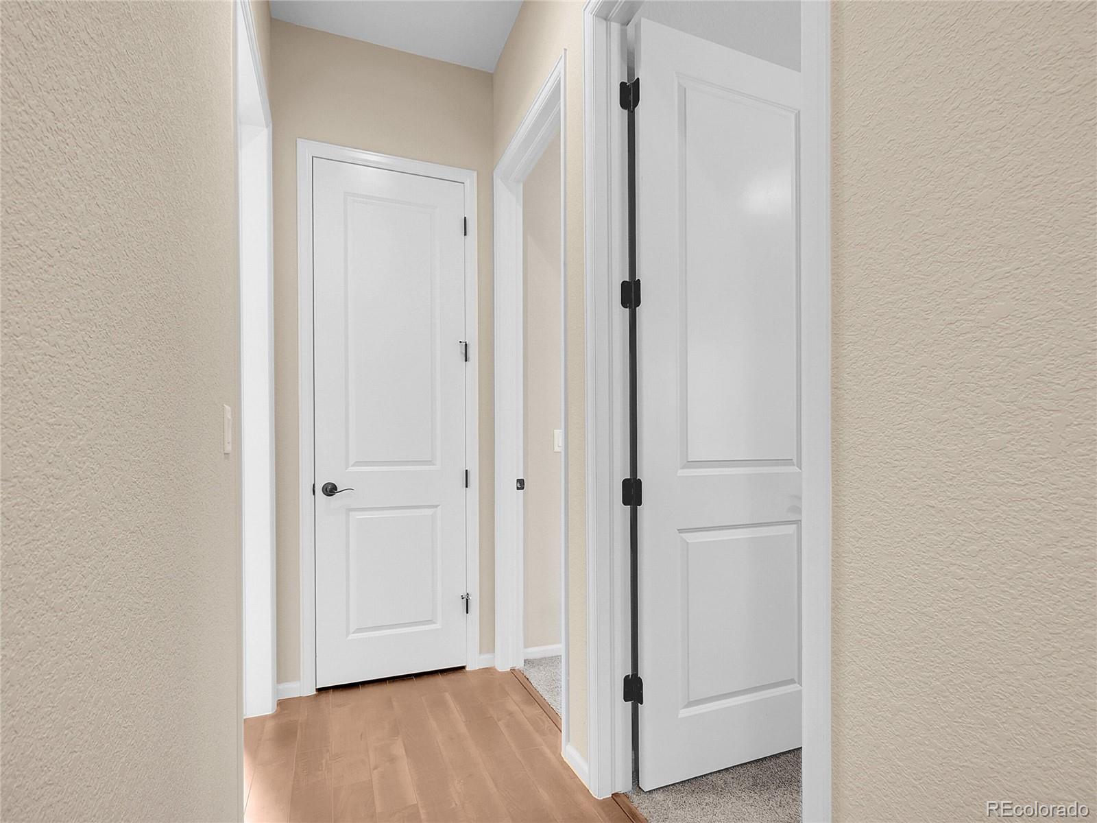 MLS Image #12 for 6450 s riverwood court,aurora, Colorado