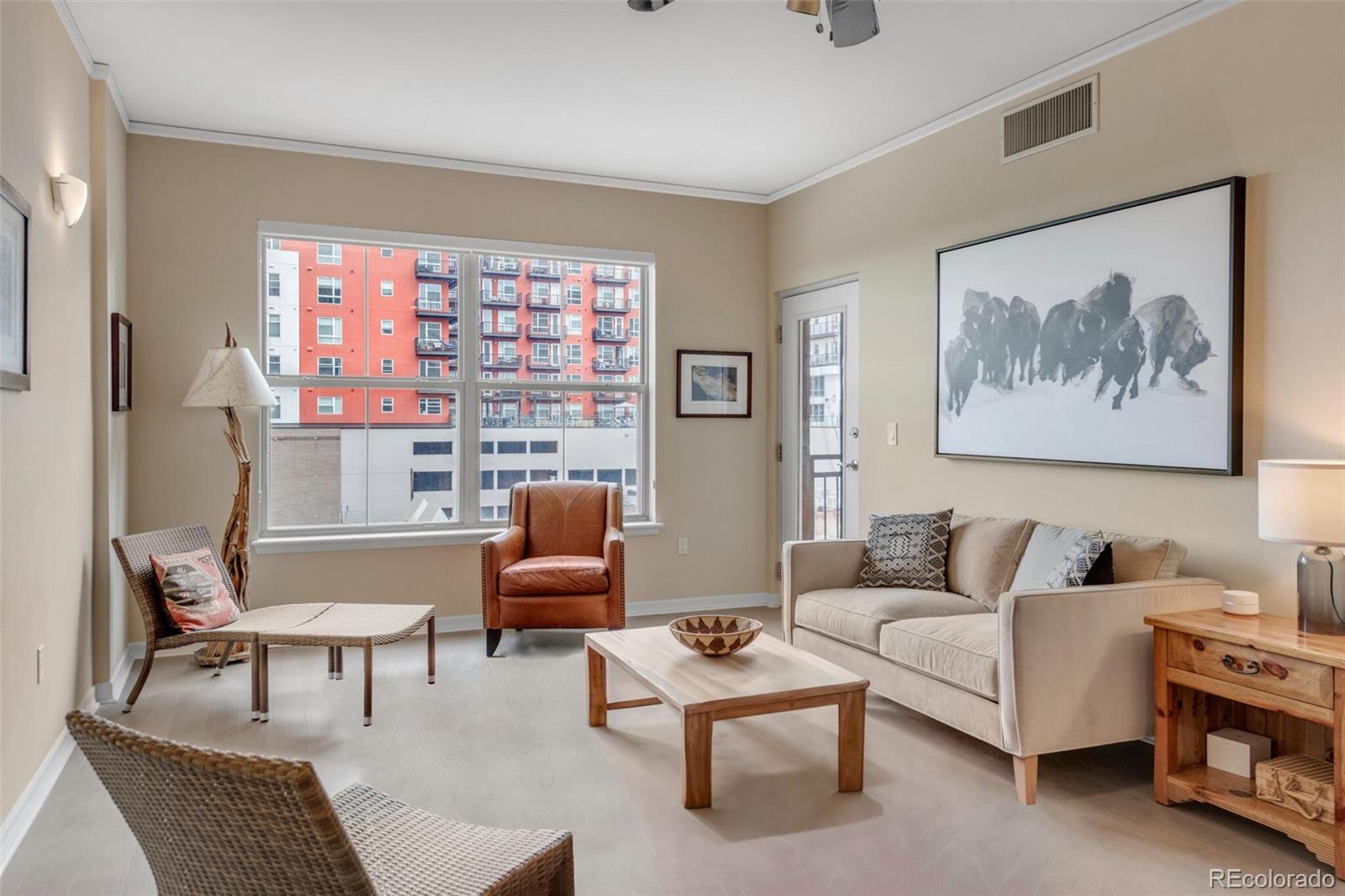 MLS Image #3 for 1975  grant street,denver, Colorado