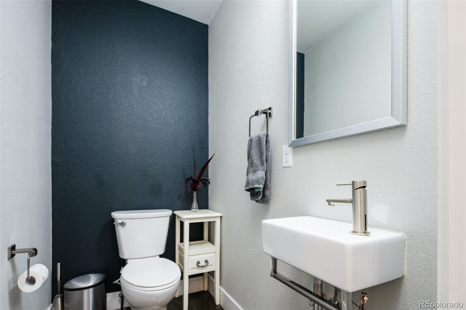 MLS Image #18 for 1323  elati street,denver, Colorado