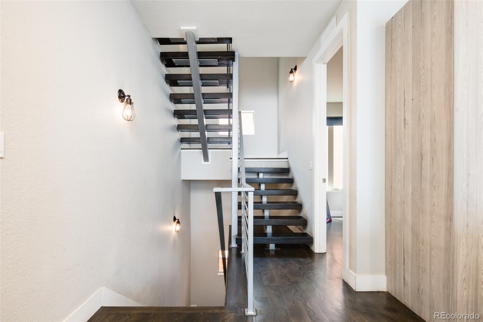 MLS Image #19 for 1323  elati street,denver, Colorado