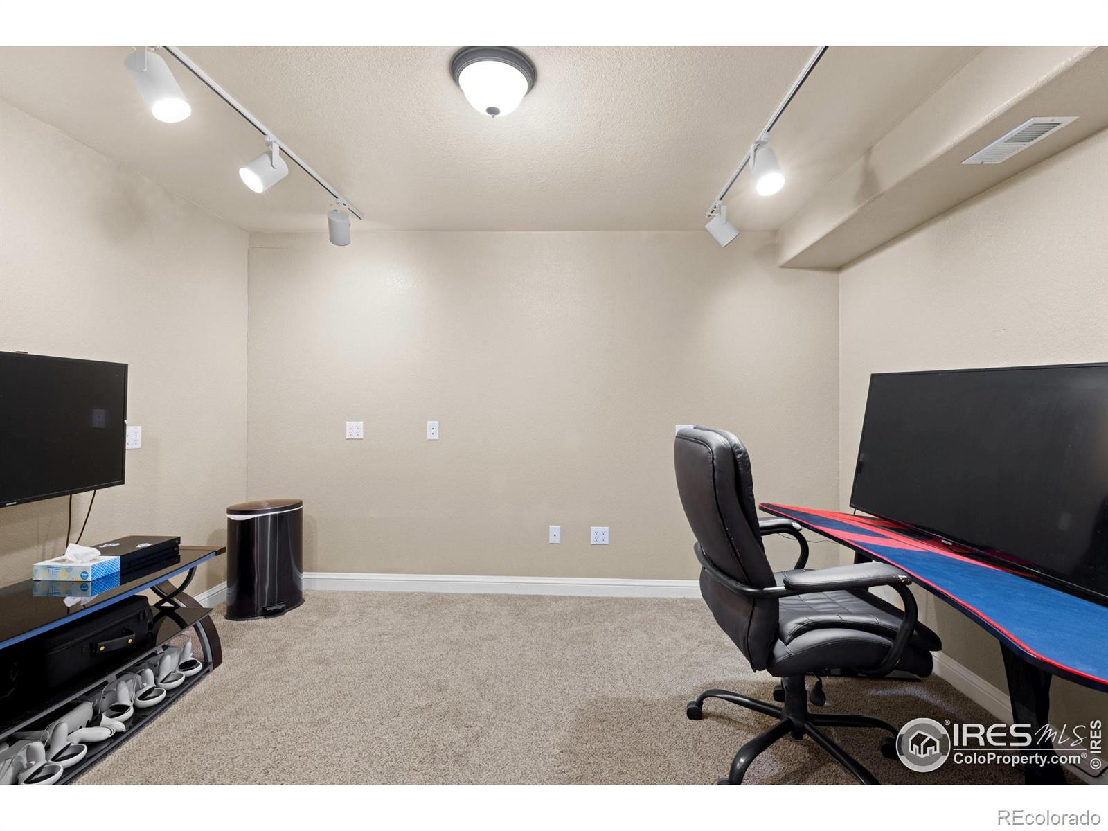 MLS Image #23 for 111  hunters cove road,mead, Colorado