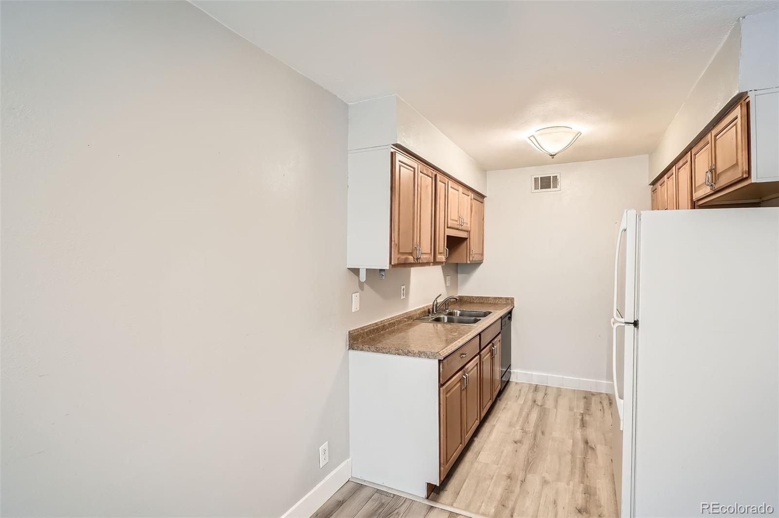MLS Image #10 for 3663 s sheridan boulevard,denver, Colorado