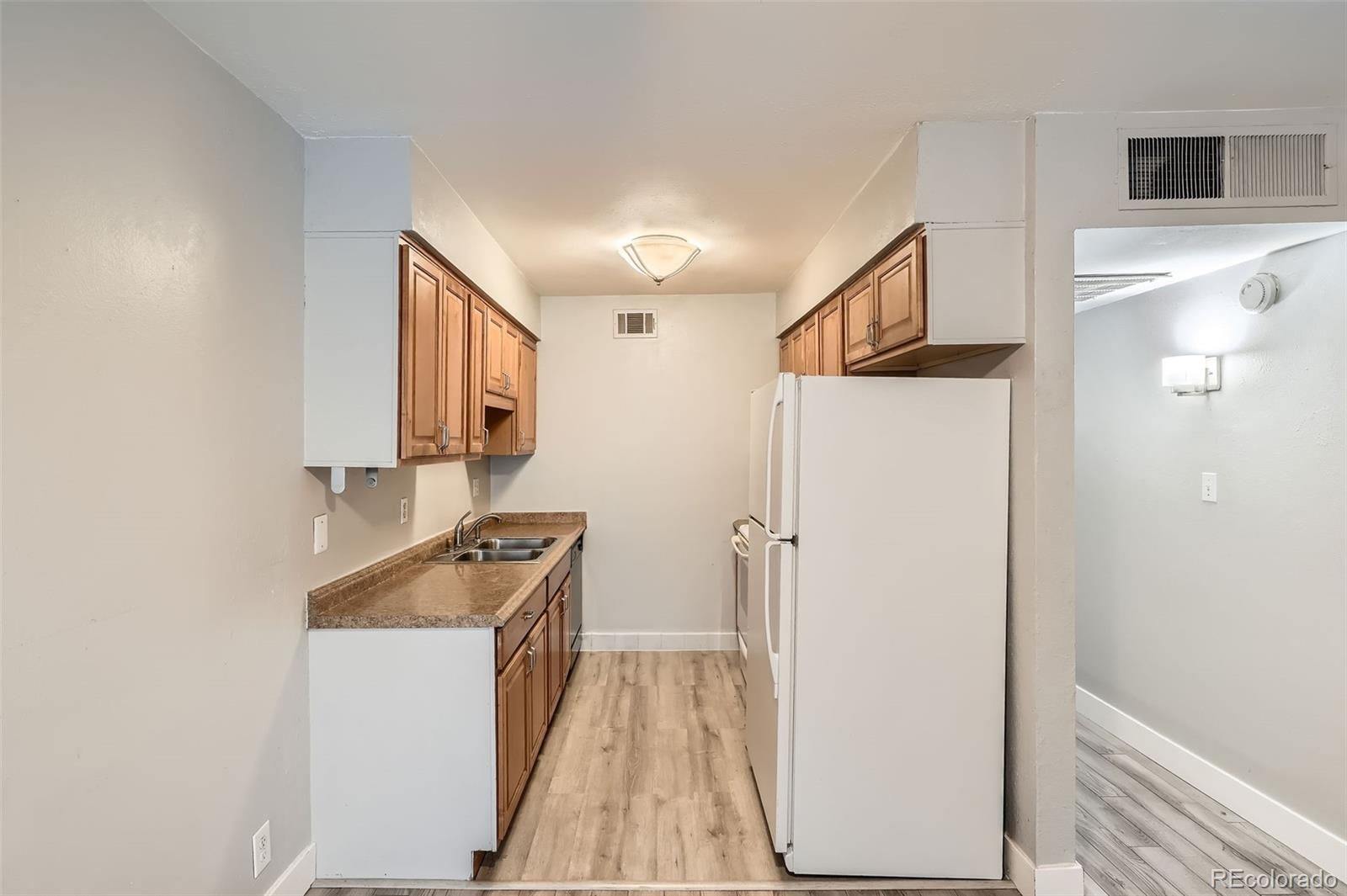 MLS Image #13 for 3663 s sheridan boulevard,denver, Colorado