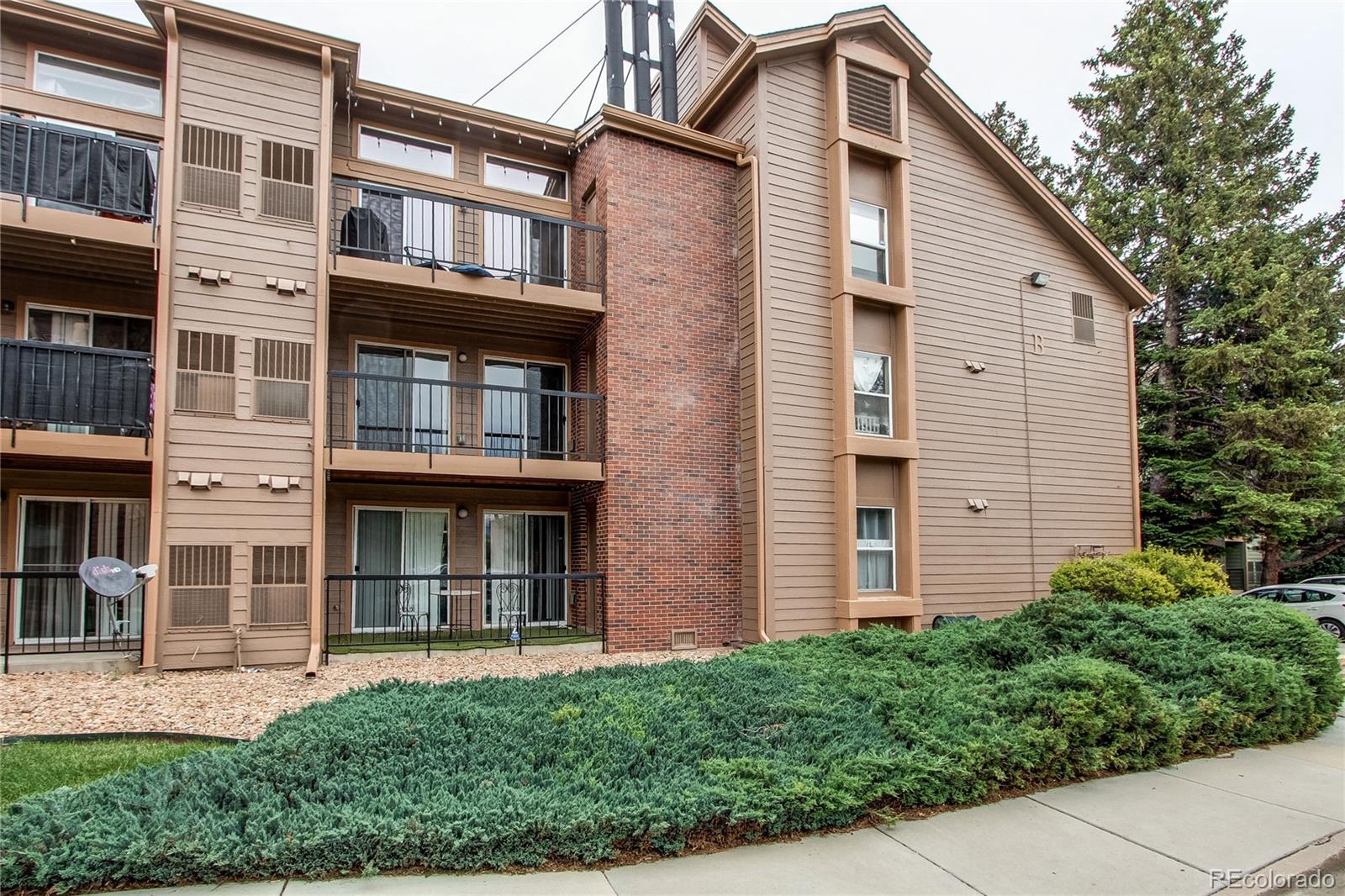 MLS Image #12 for 4899 s dudley street,littleton, Colorado